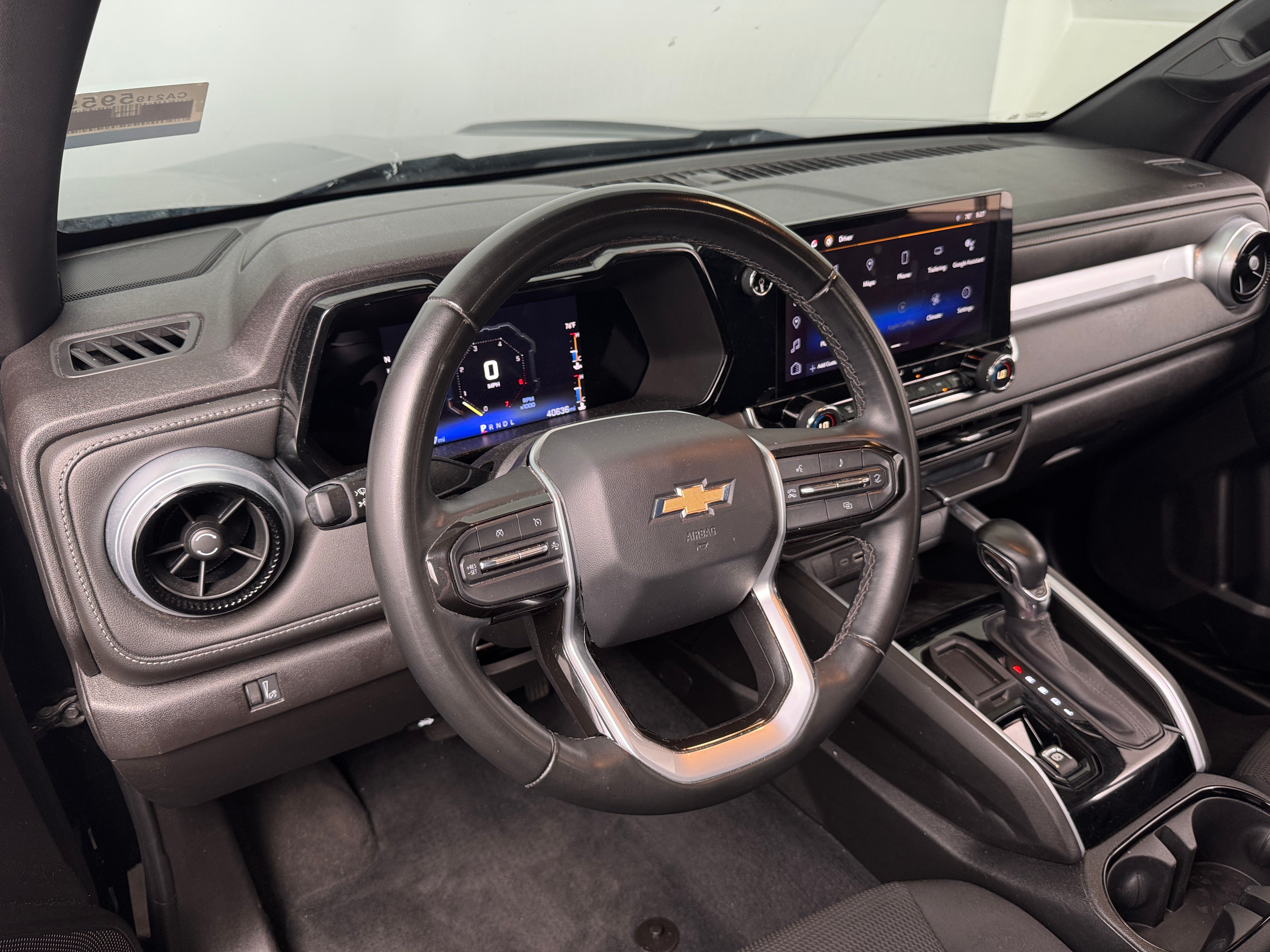 Thumbnail: 2023 Chevrolet Colorado - 3