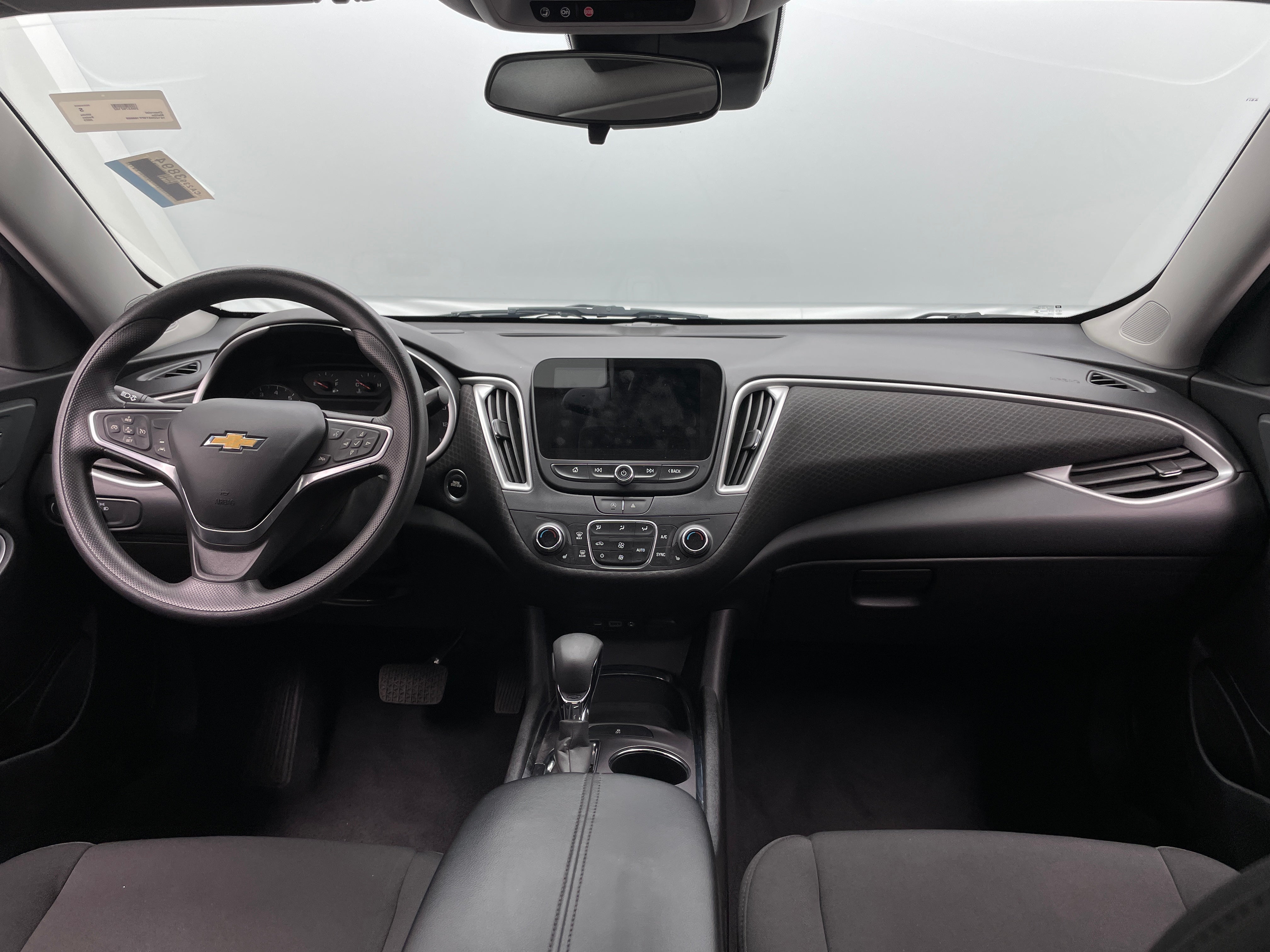 Thumbnail: 2023 Chevrolet Malibu - 3