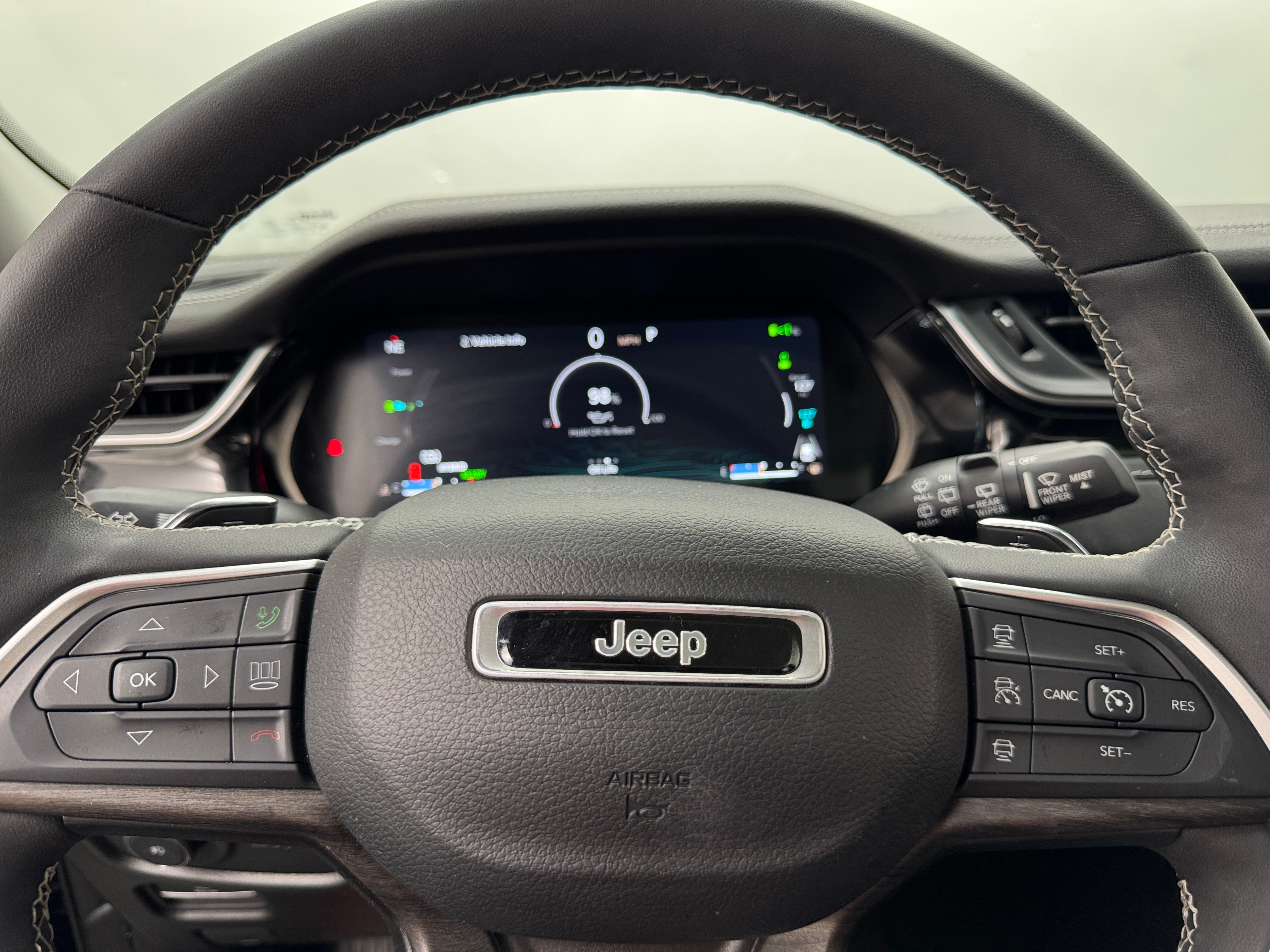 Thumbnail: 2023 Jeep Grand Cherokee - 4