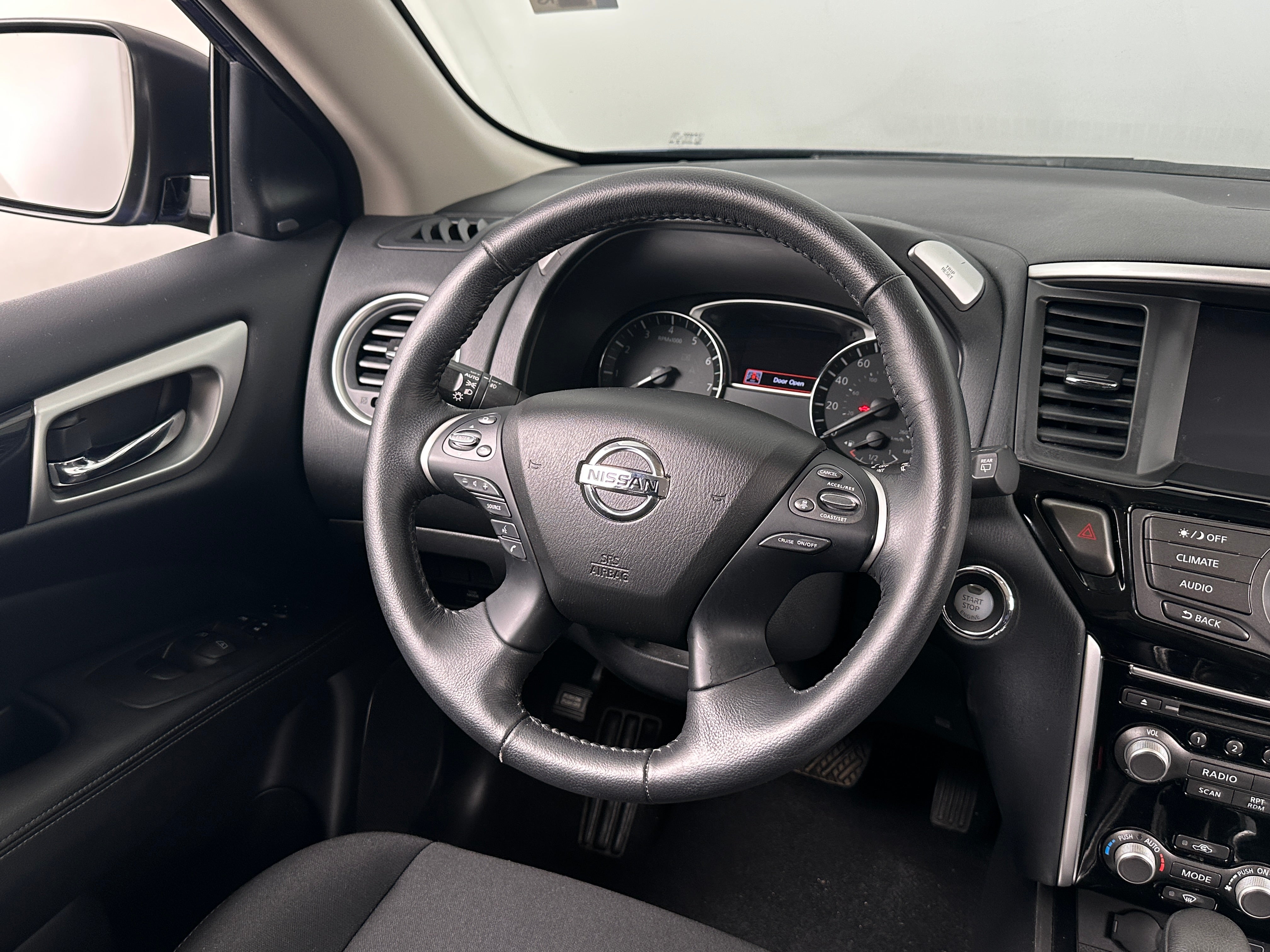 2020 Nissan Pathfinder SV 5