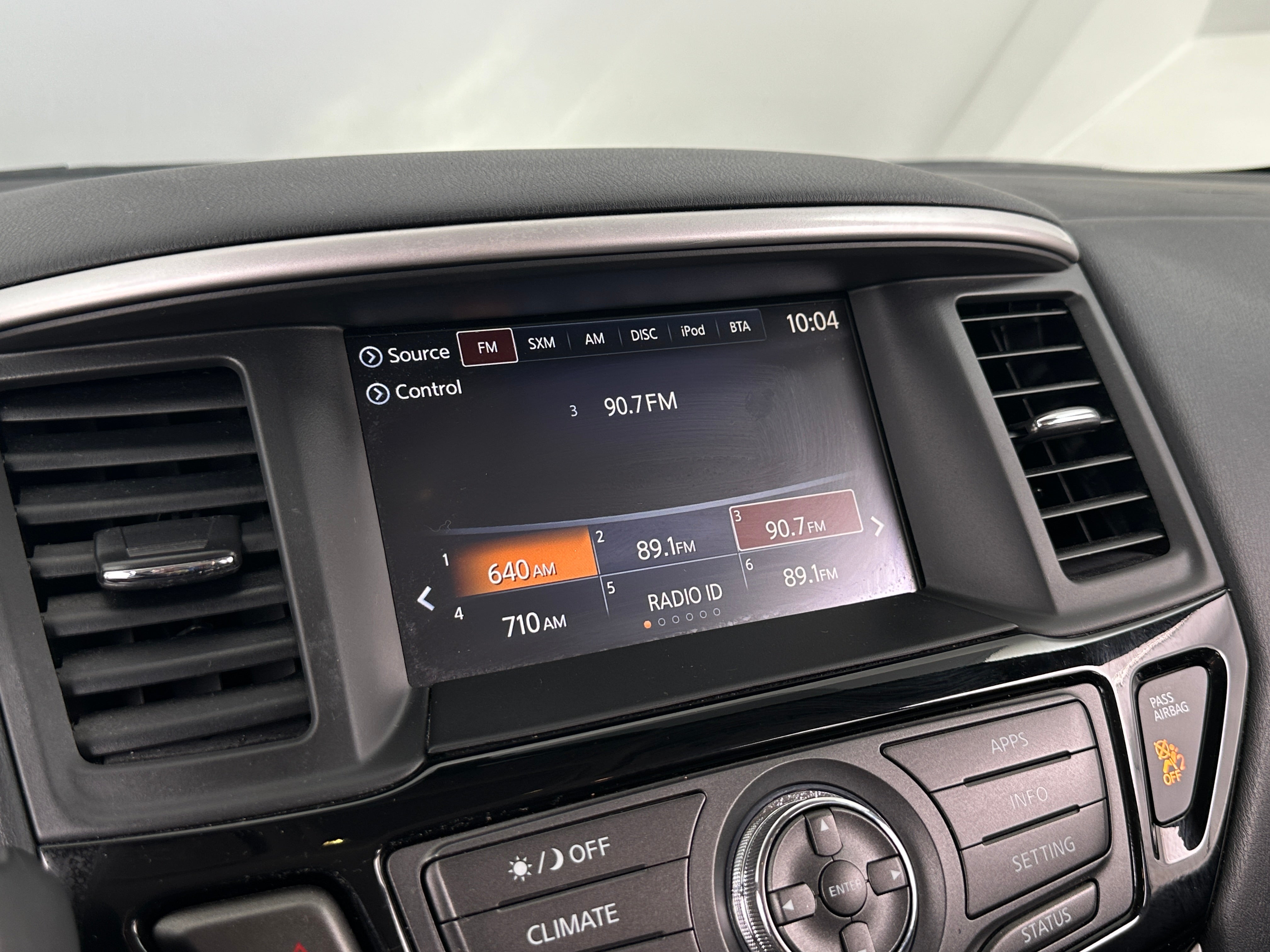 2020 Nissan Pathfinder SV 4