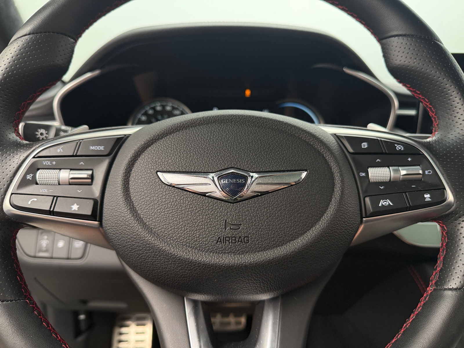 Thumbnail: 2023 Genesis G70 - 4