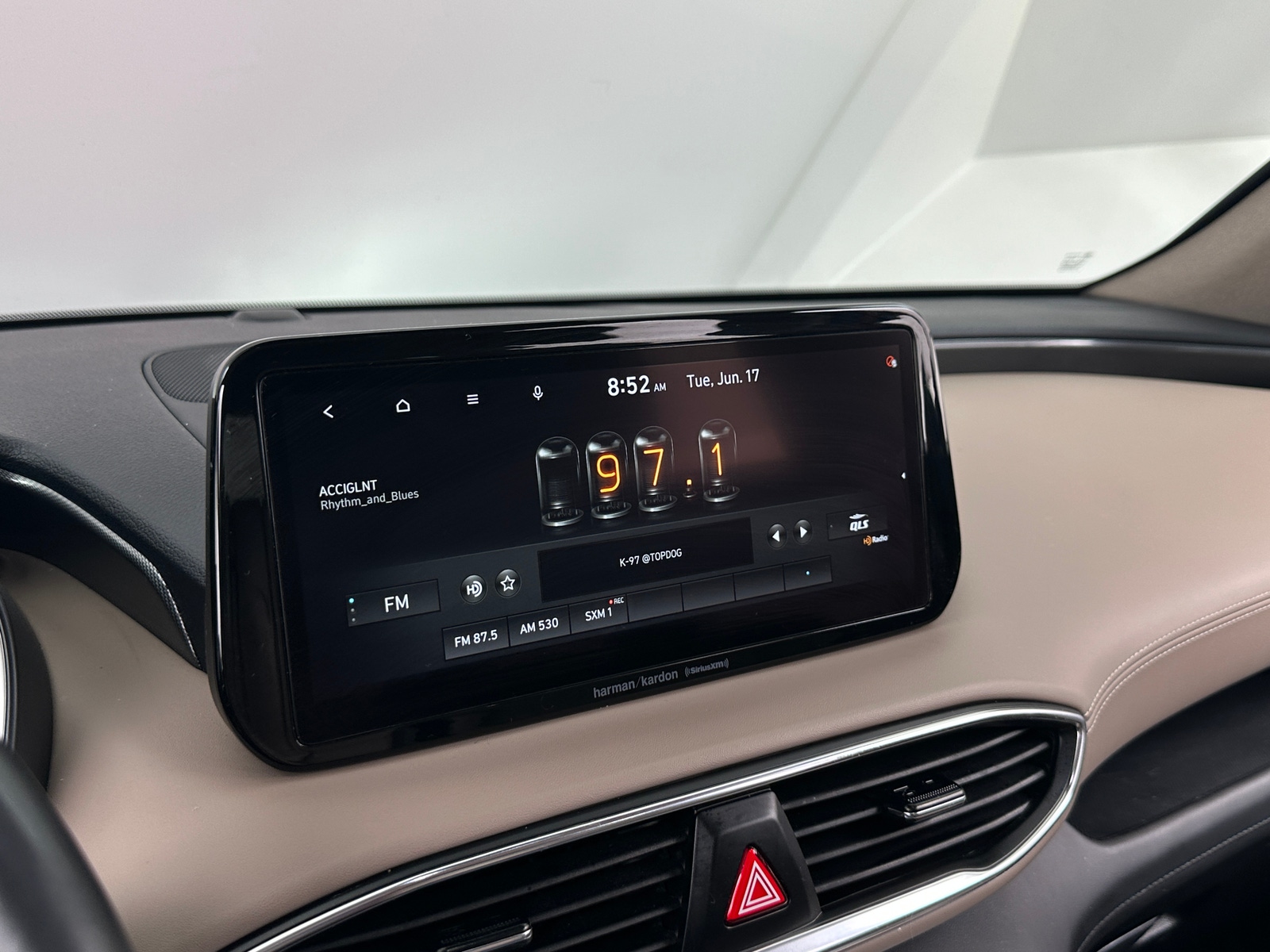 Thumbnail: 2021 Hyundai Santa Fe - 3