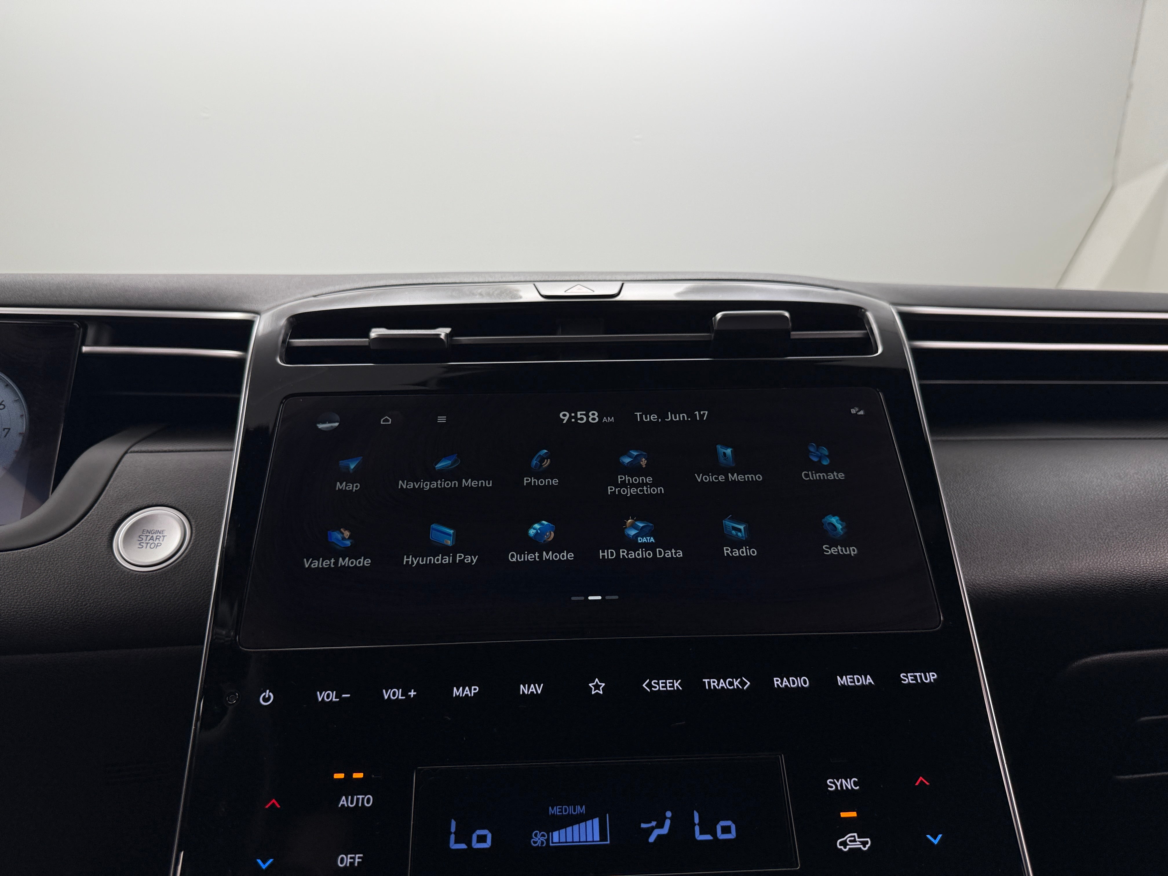 Thumbnail: 2024 Hyundai Santa Cruz - 3