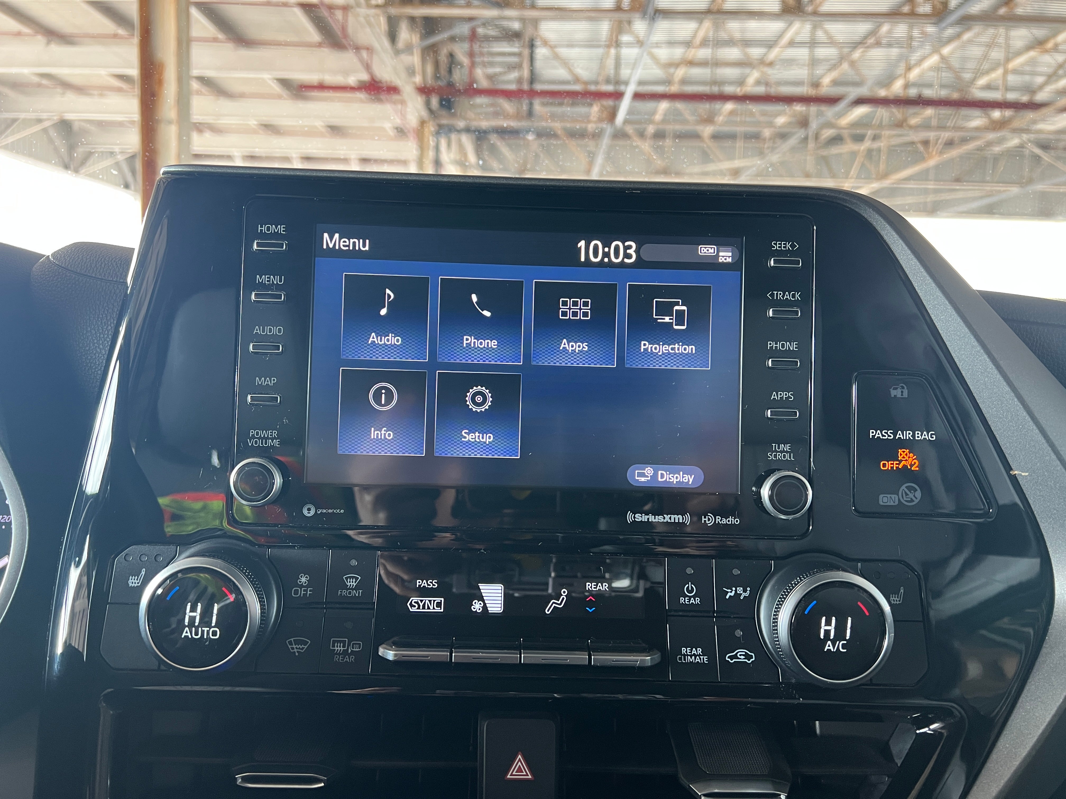 2020 Toyota Highlander XLE 3