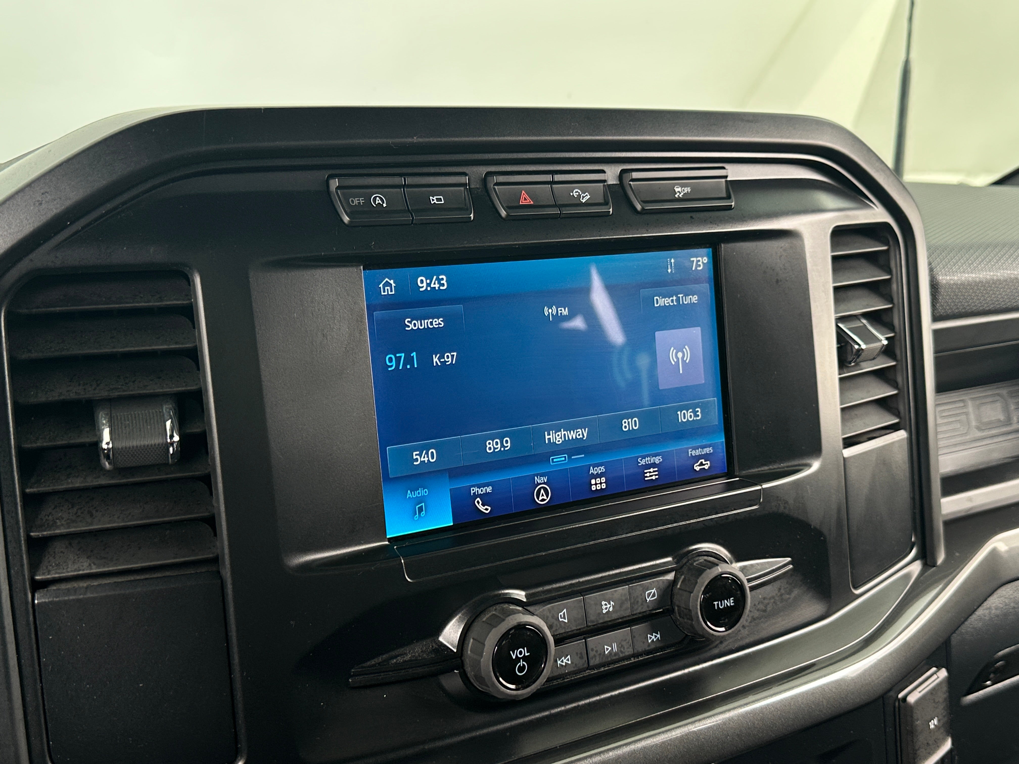 2023 Ford Econoline E-150 4