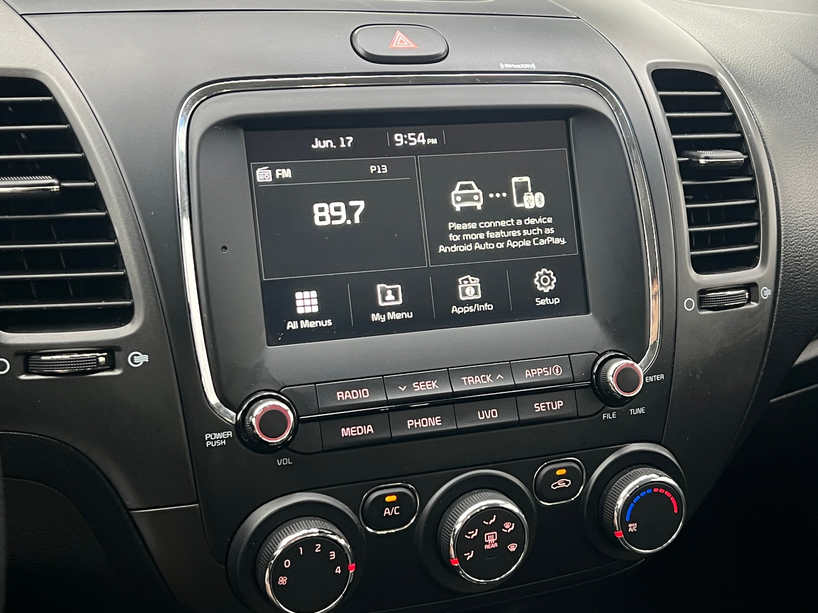 Thumbnail: 2018 Kia Forte - 4