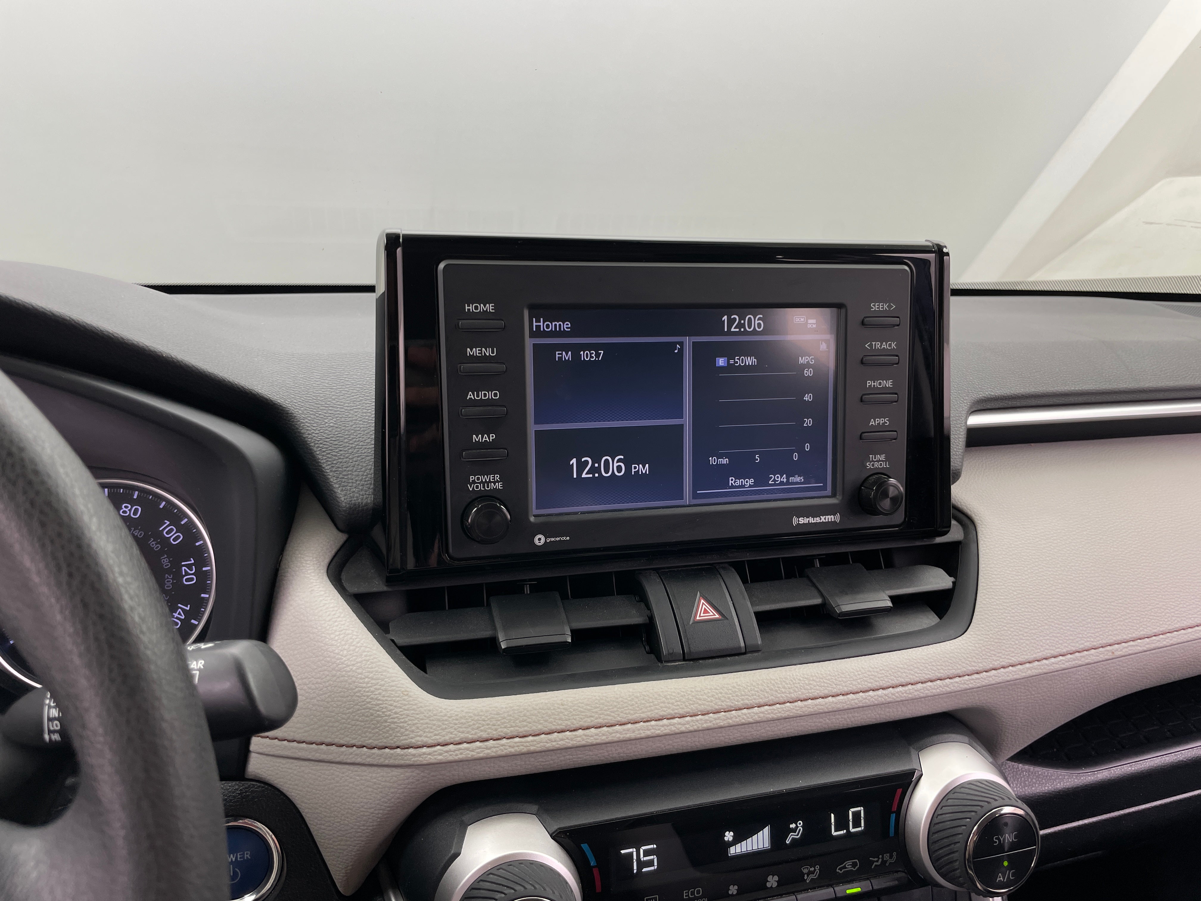 2020 Toyota RAV4 XLE 4