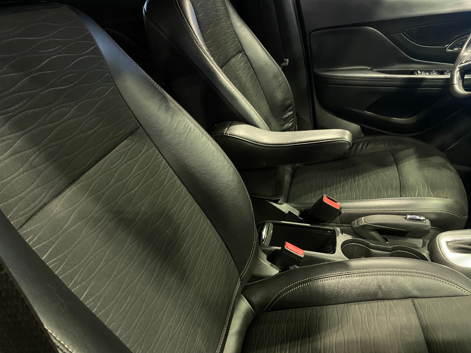 Thumbnail: 2016 Buick Encore - 2
