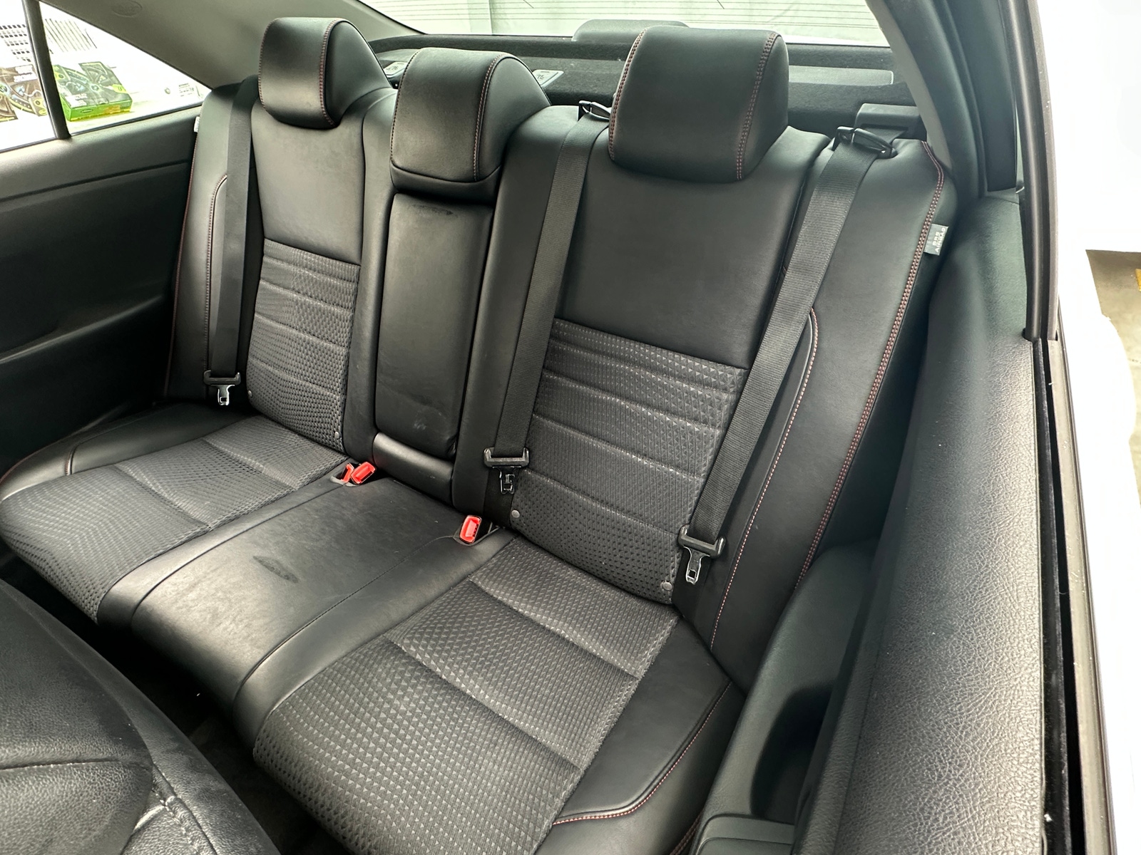 Thumbnail: 2015 Toyota Camry - 6