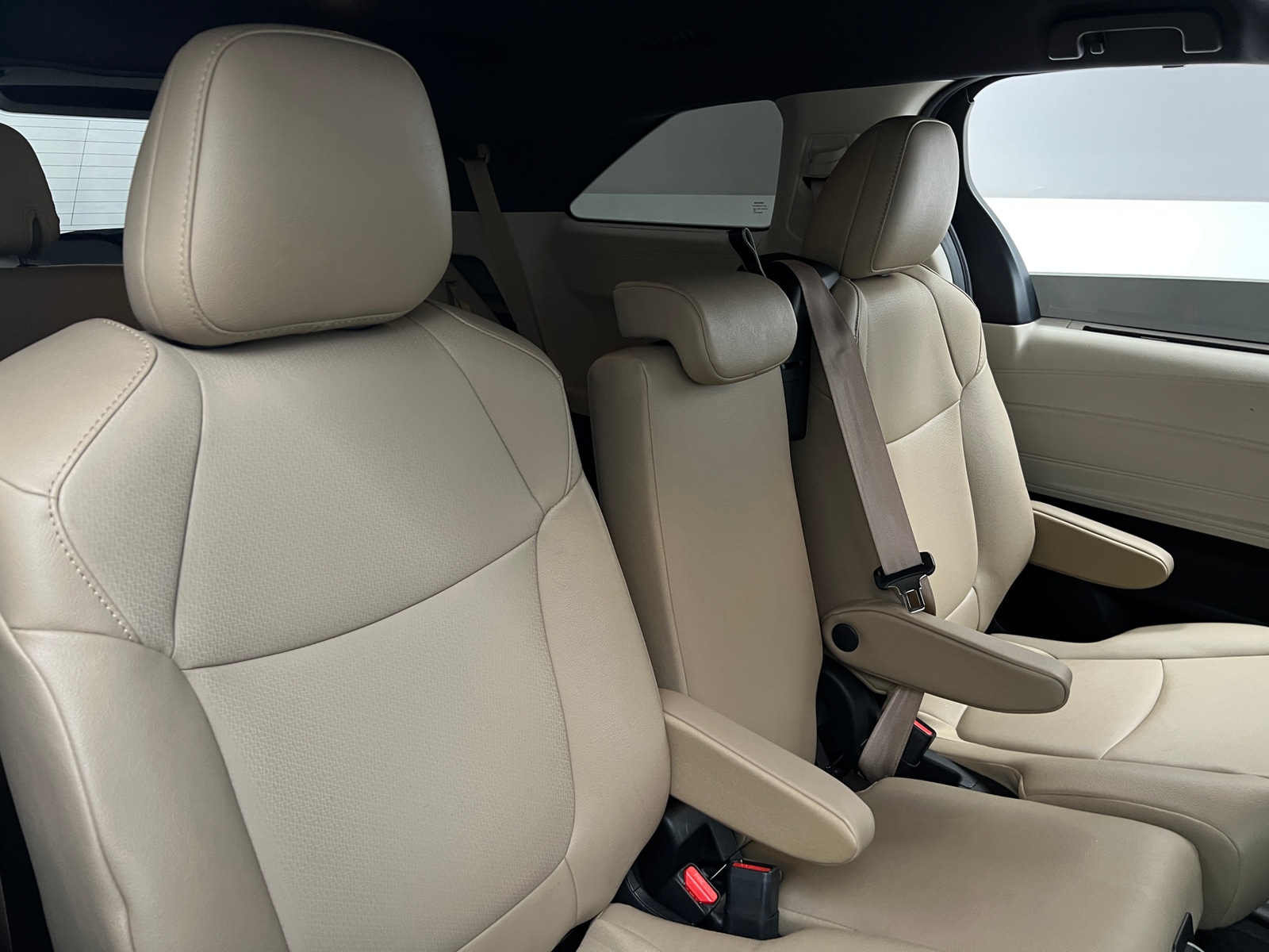 Thumbnail: 2023 Toyota Sienna - 5