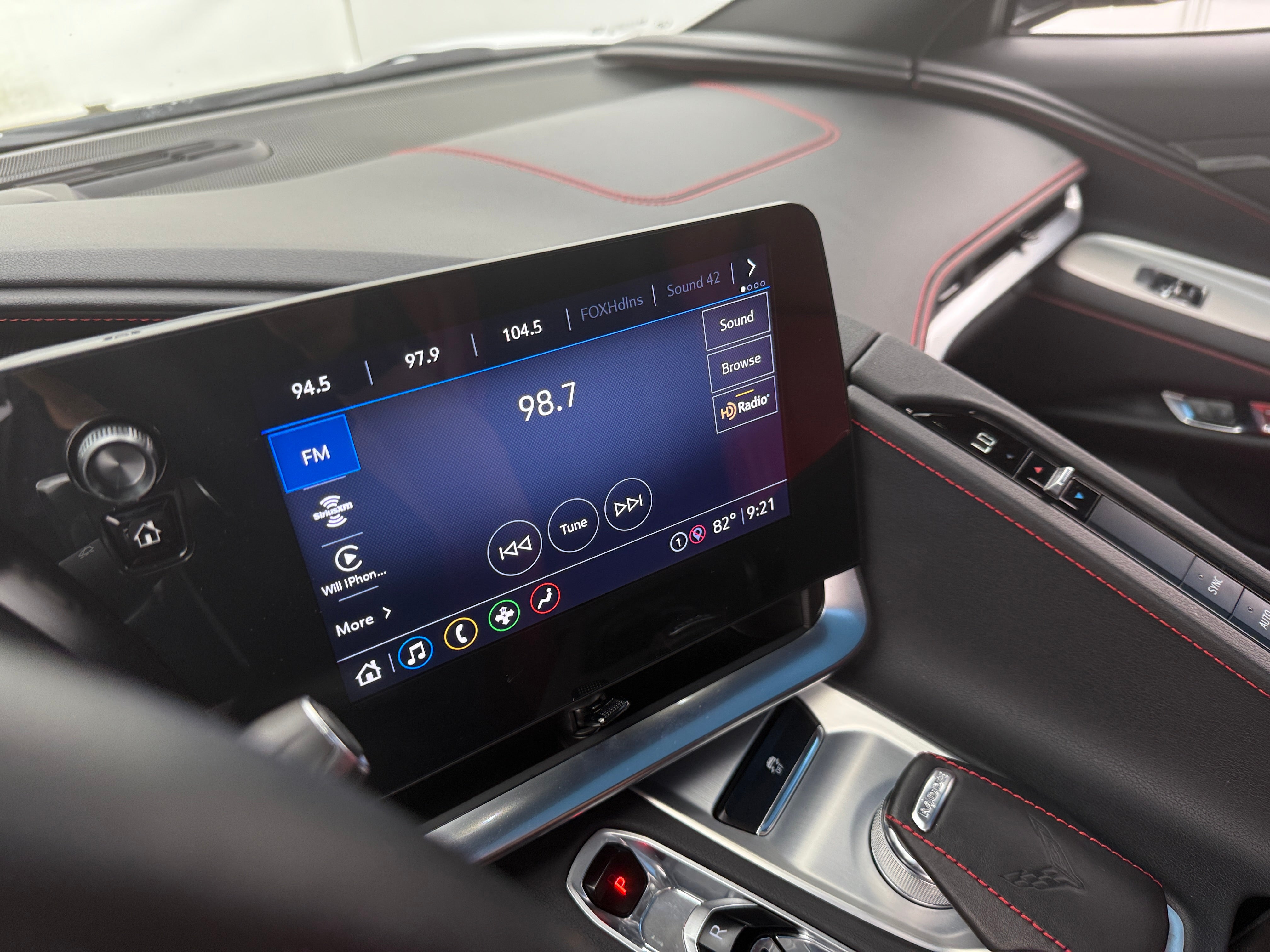 2021 Chevrolet Corvette Stingray 2