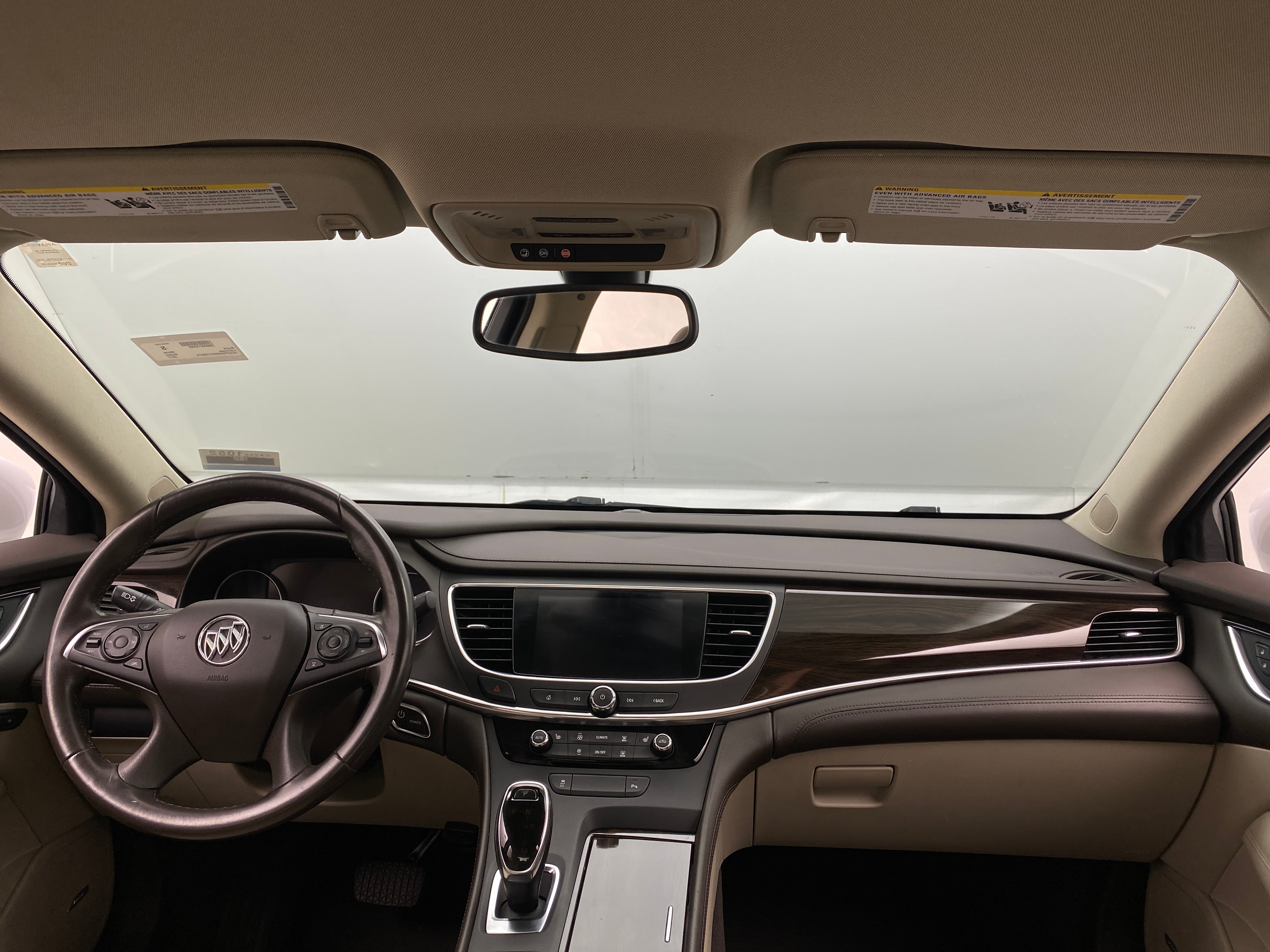 2017 Buick LaCrosse Essence 2