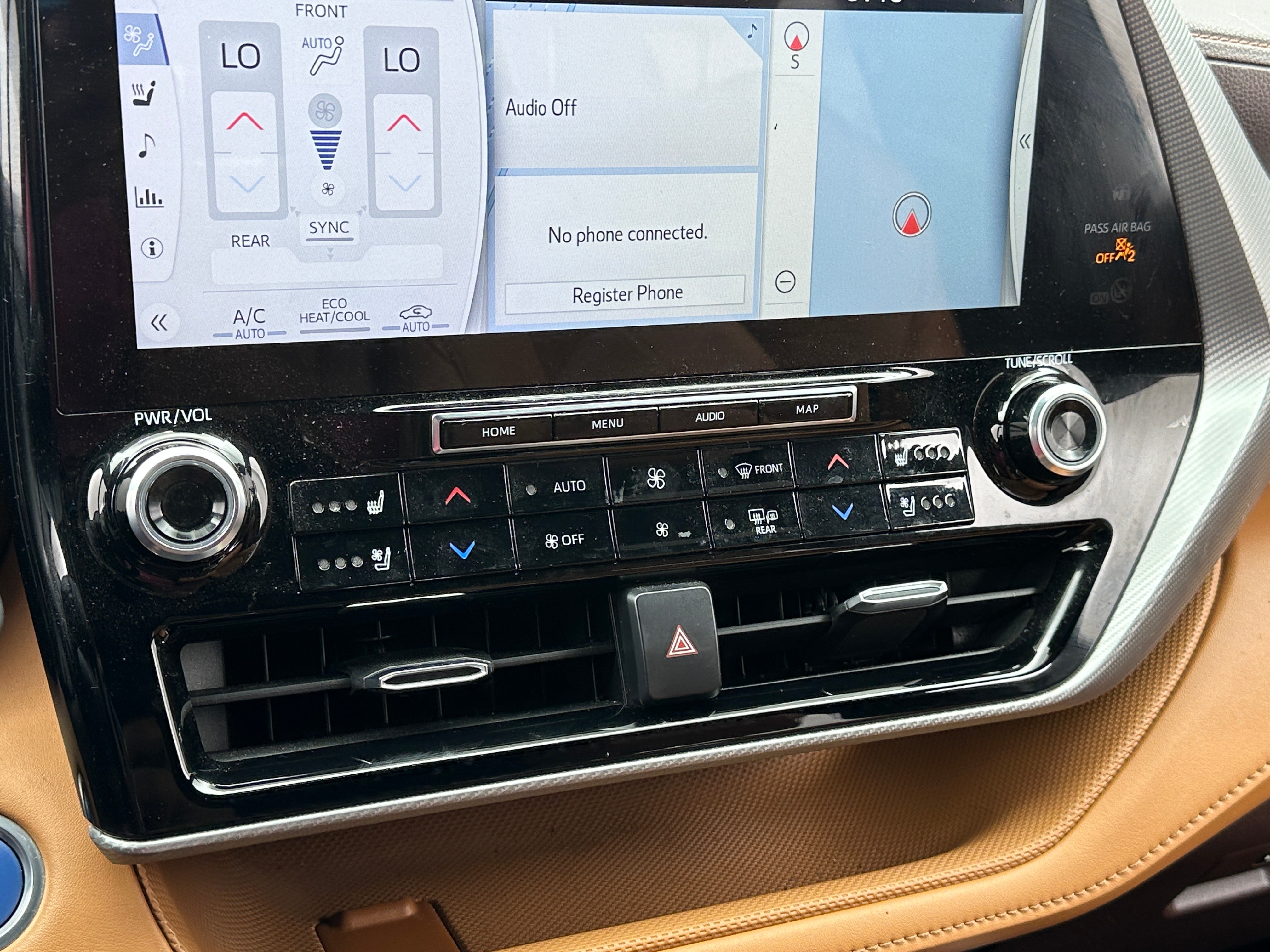 Thumbnail: 2020 Toyota Highlander - 3