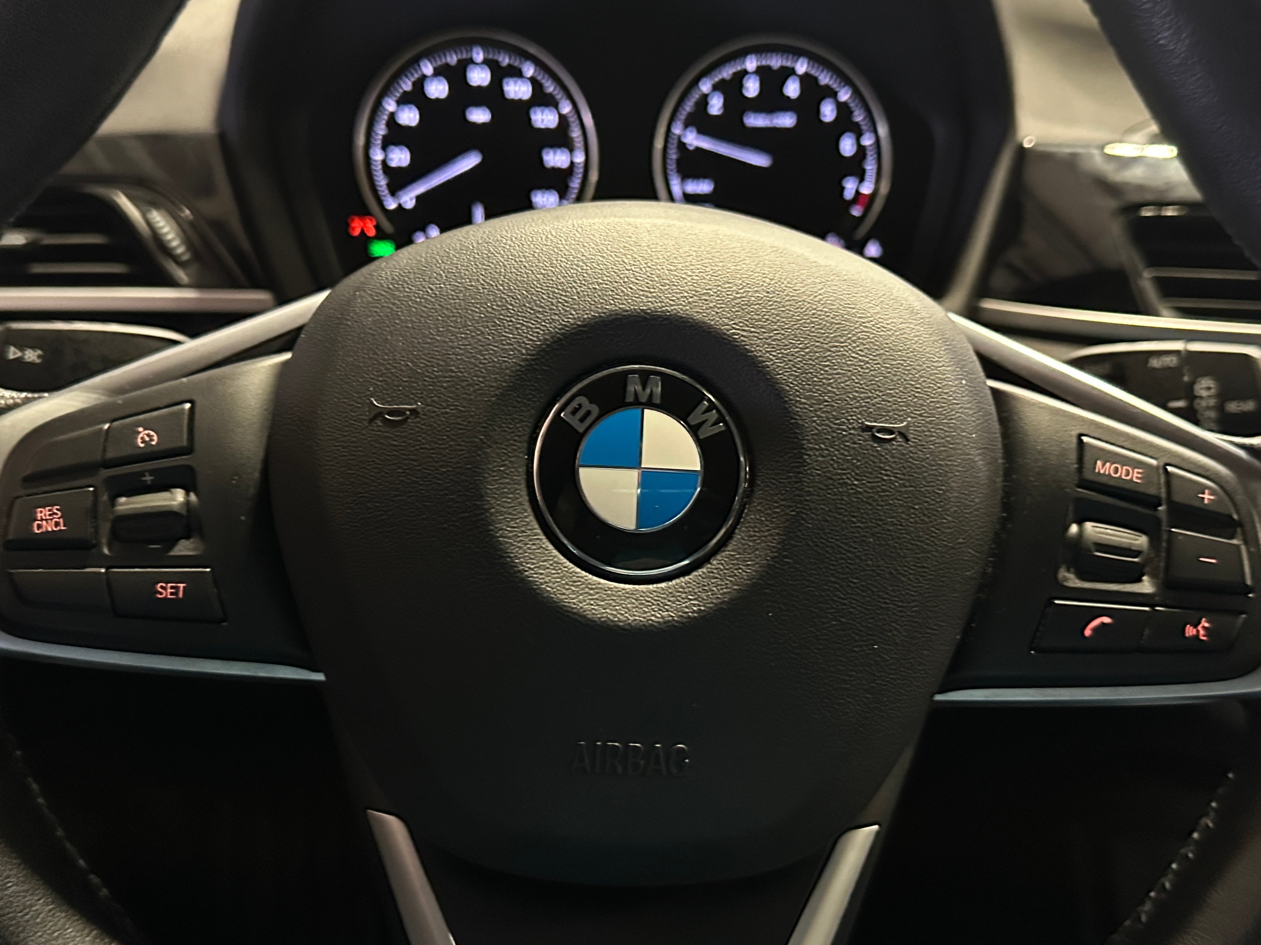 2019 BMW X1 xDrive28i 4