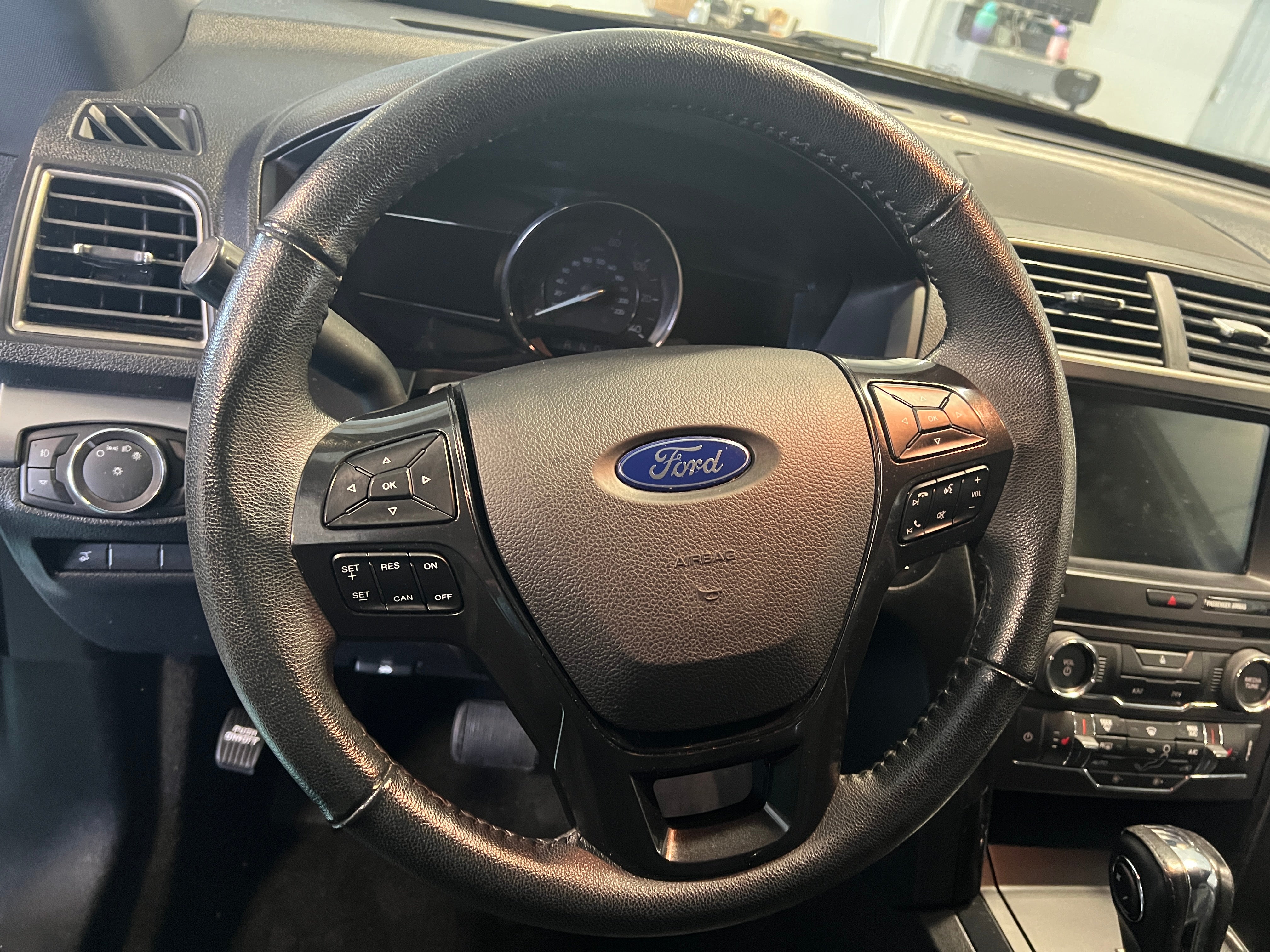 2018 Ford Explorer XLT 5
