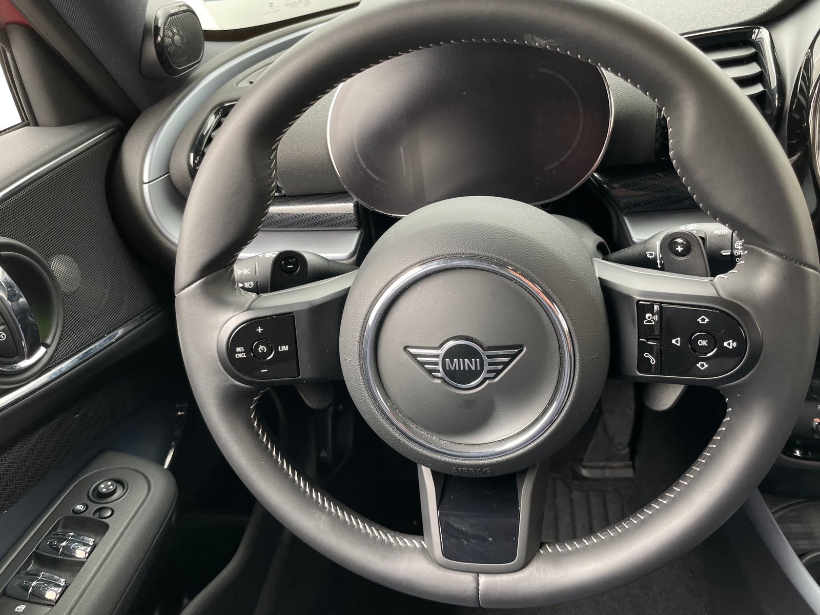 Thumbnail: 2024 MINI Cooper Clubman - 4
