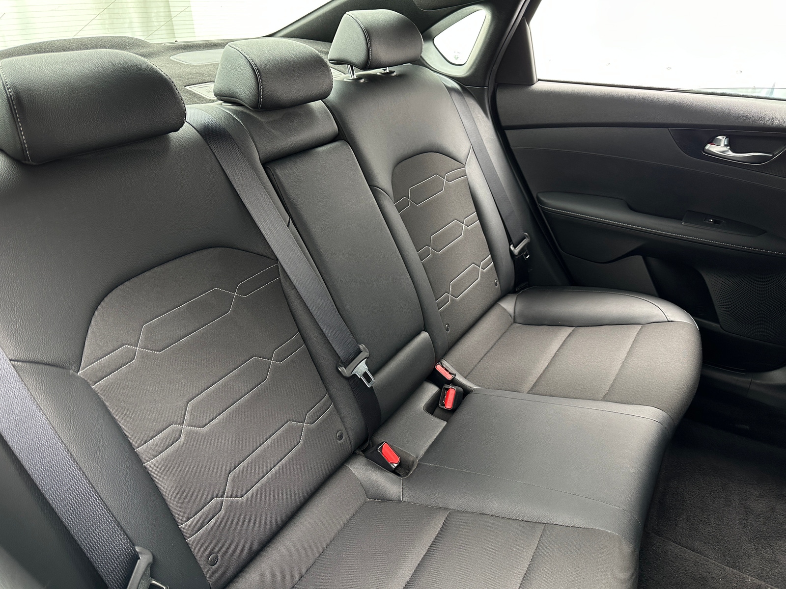 Thumbnail: 2022 Kia Forte - 6