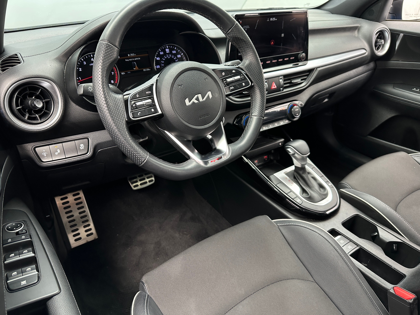 Thumbnail: 2022 Kia Forte - 3