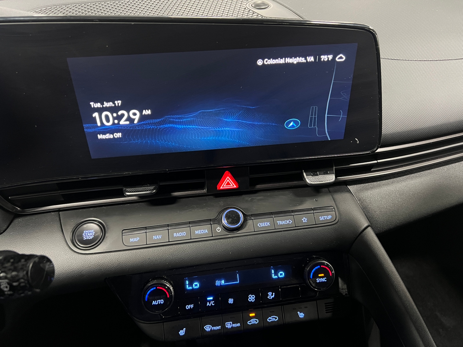 Thumbnail: 2023 Hyundai Elantra - 3