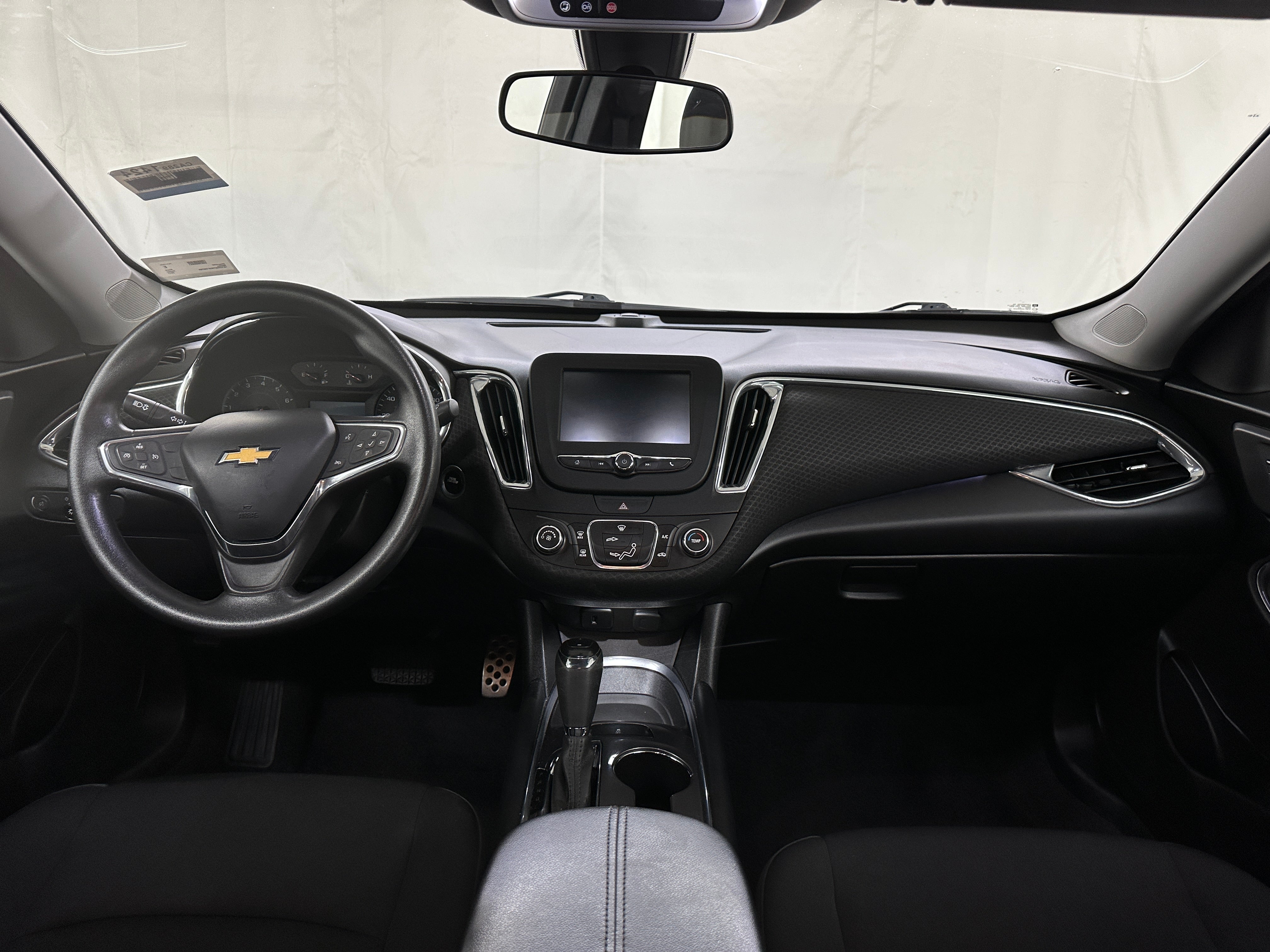 2017 Chevrolet Malibu LT 3