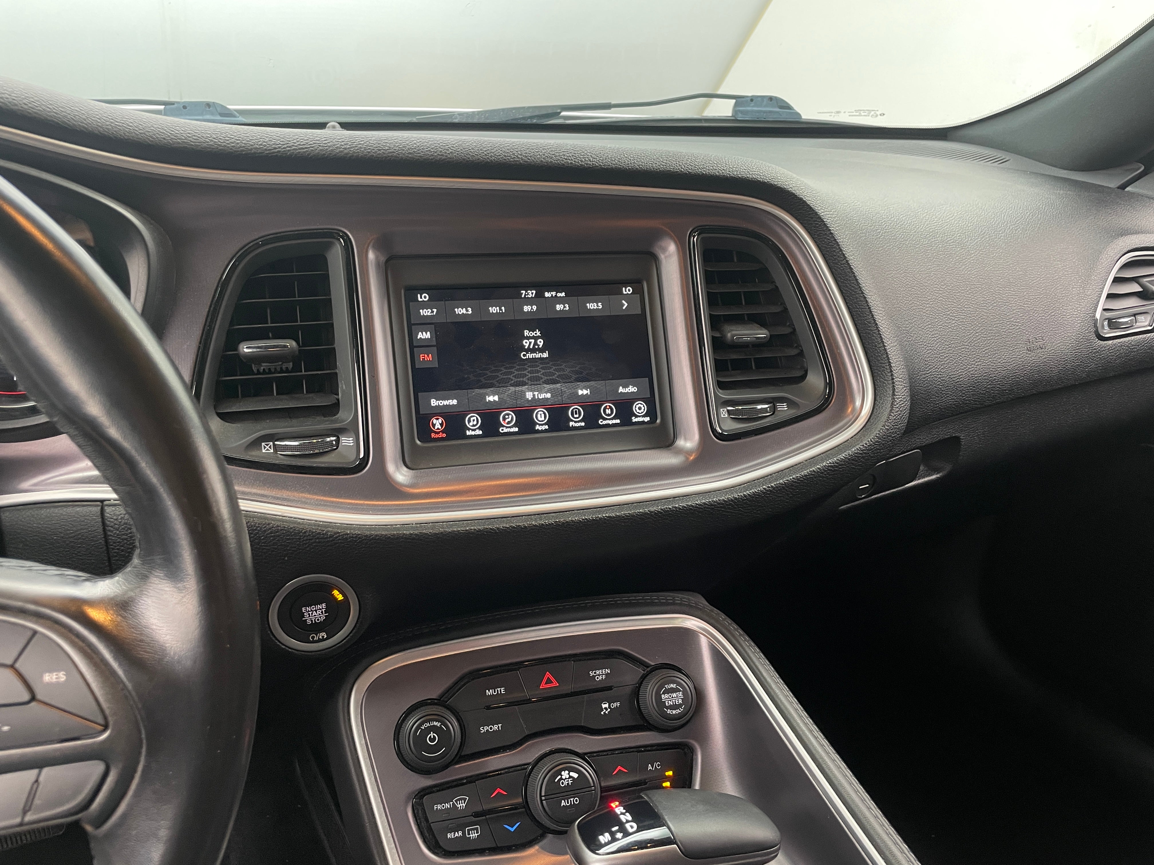 2019 Dodge Challenger SXT 3
