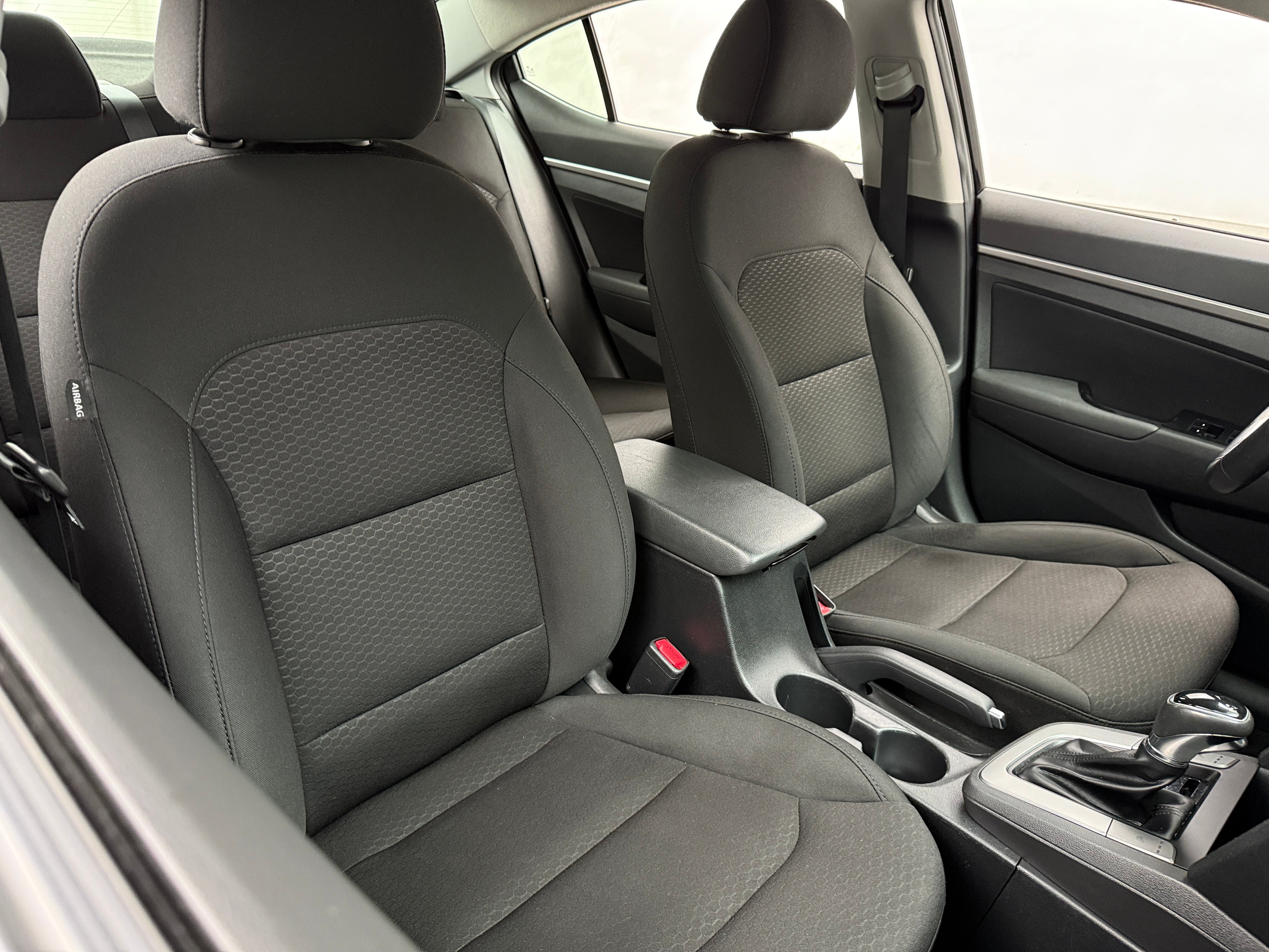 2019 Hyundai Elantra Value Edition 2
