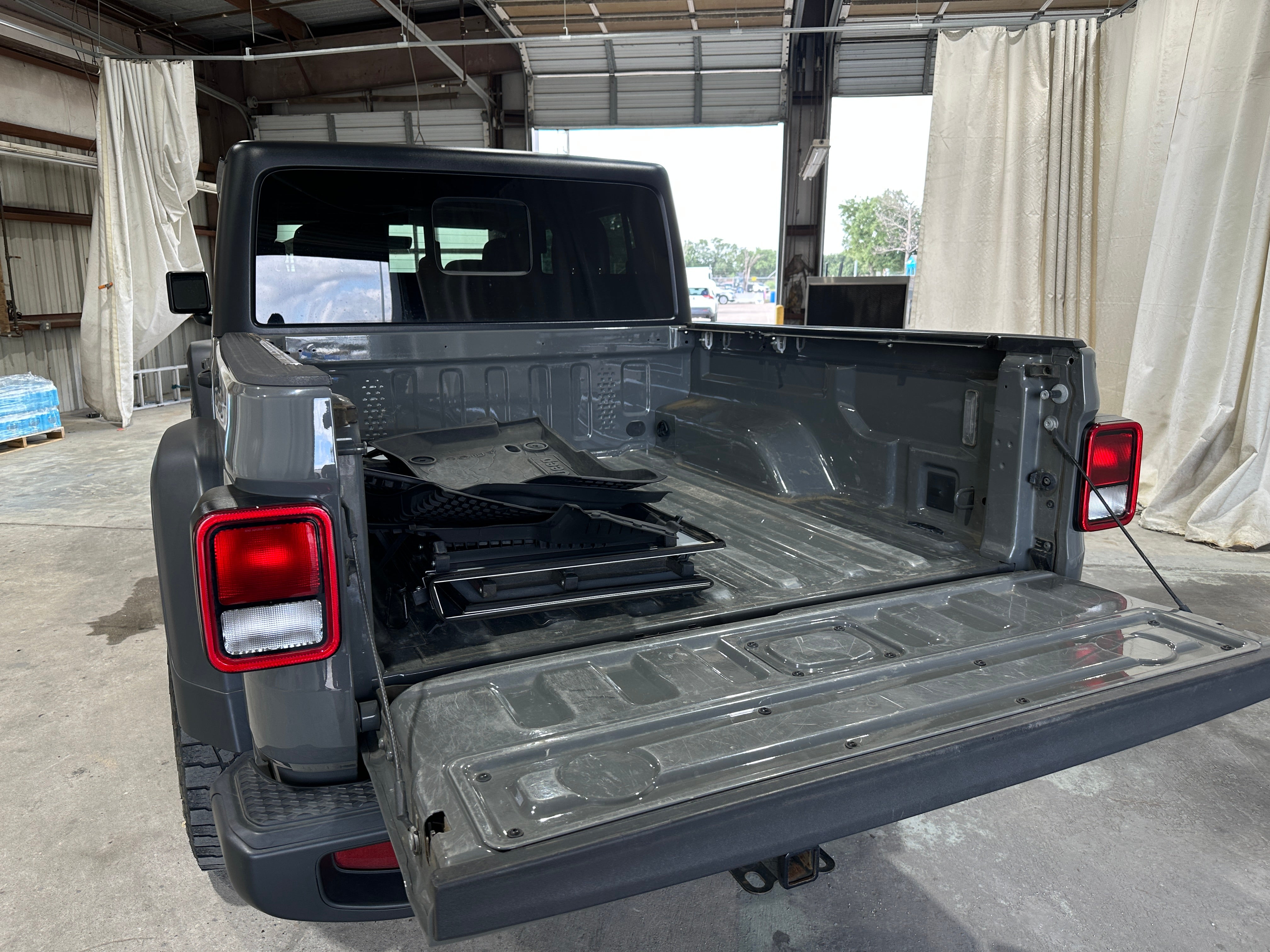 2022 Jeep Gladiator Mojave 7