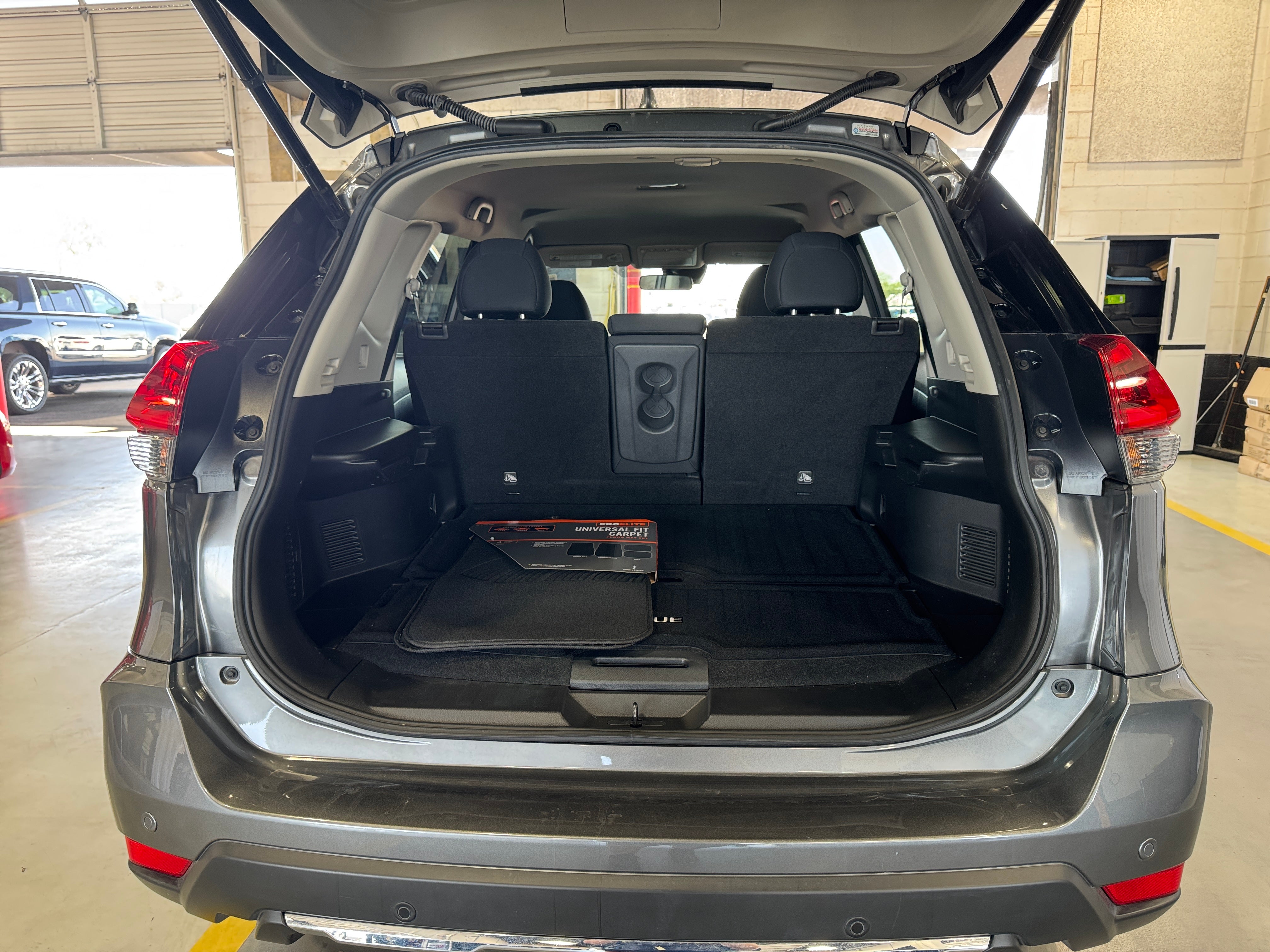 2019 Nissan Rogue SV 7