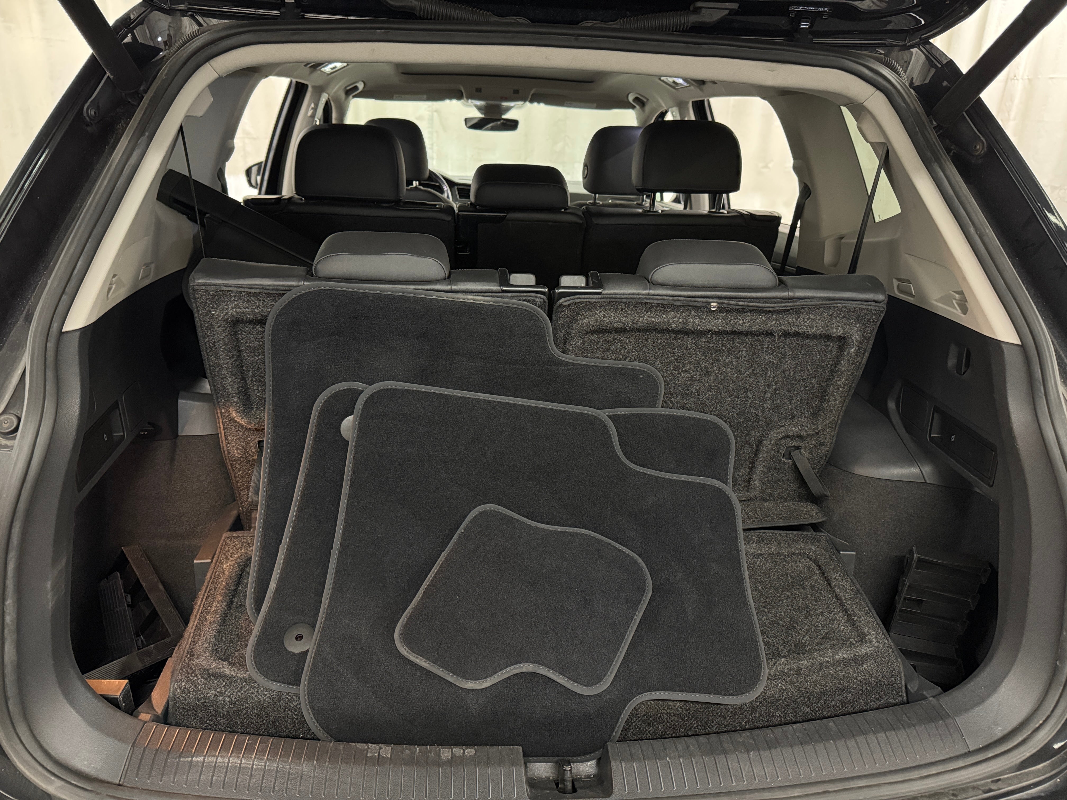 2018 Volkswagen Tiguan SEL 6