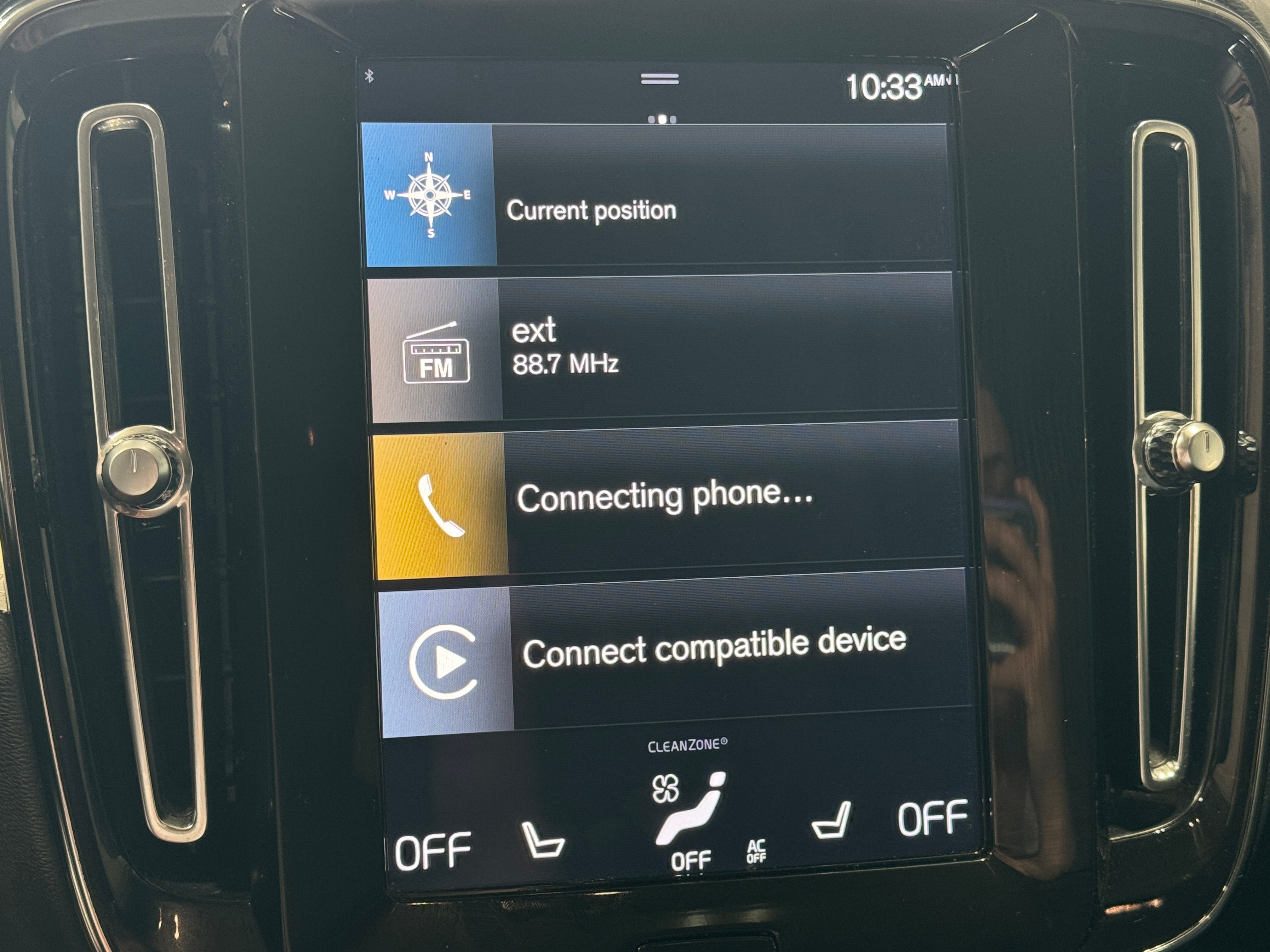 2022 Volvo XC40 T4 Momentum 3