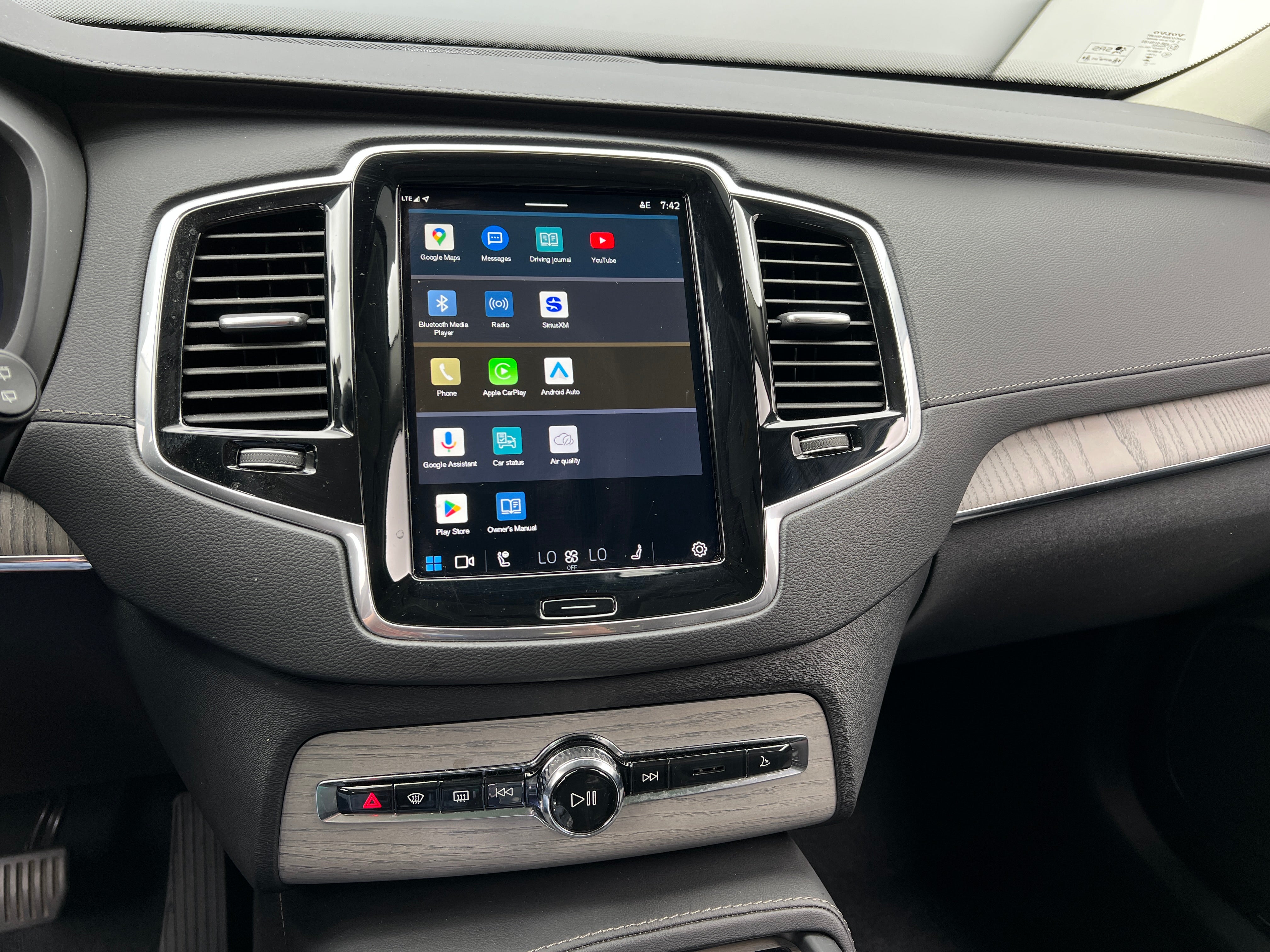 Thumbnail: 2024 Volvo XC90 - 3