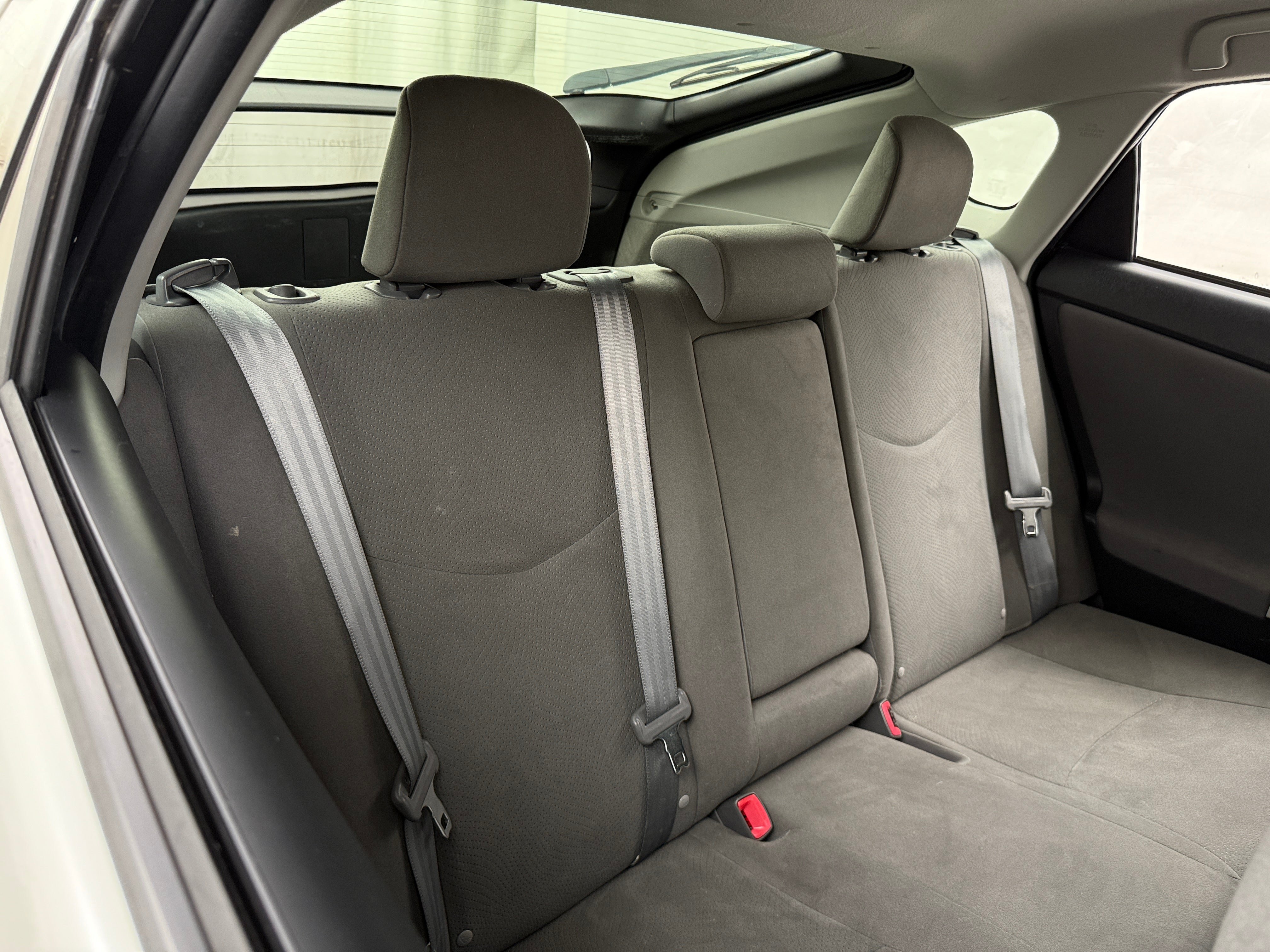 2014 Toyota Prius Two 6