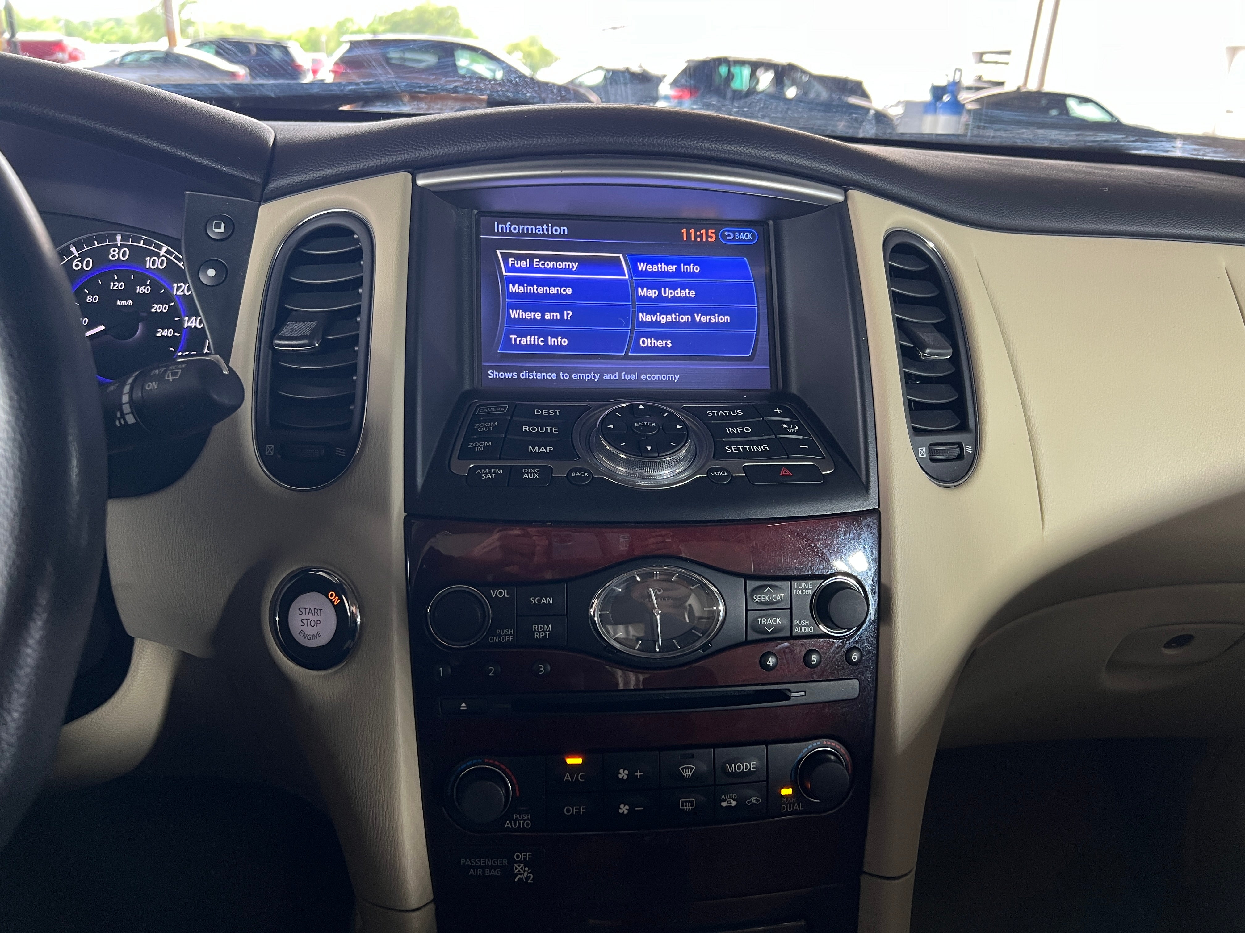 2016 INFINITI QX50 Base 3