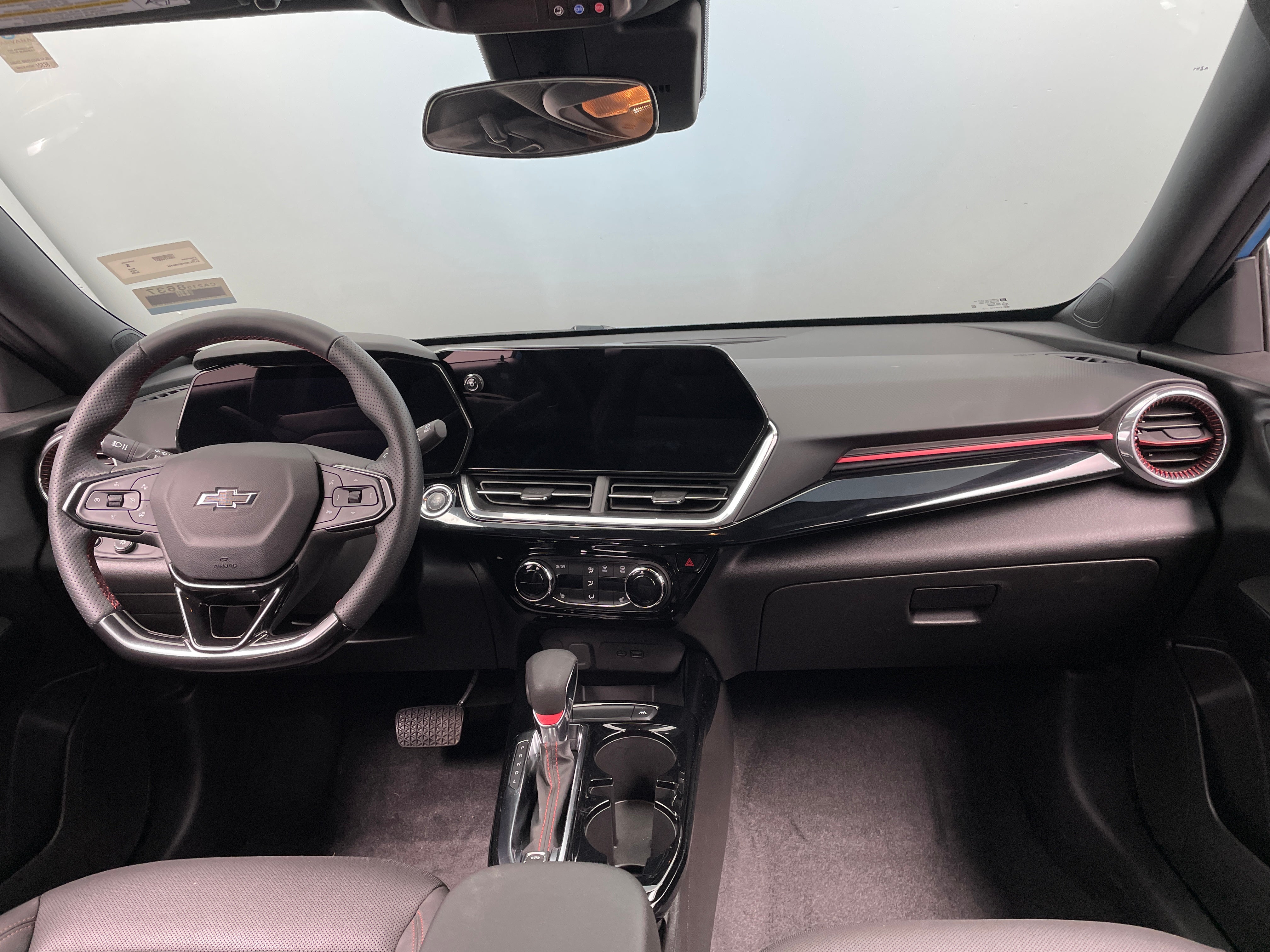 2025 Chevrolet Trax RS 2