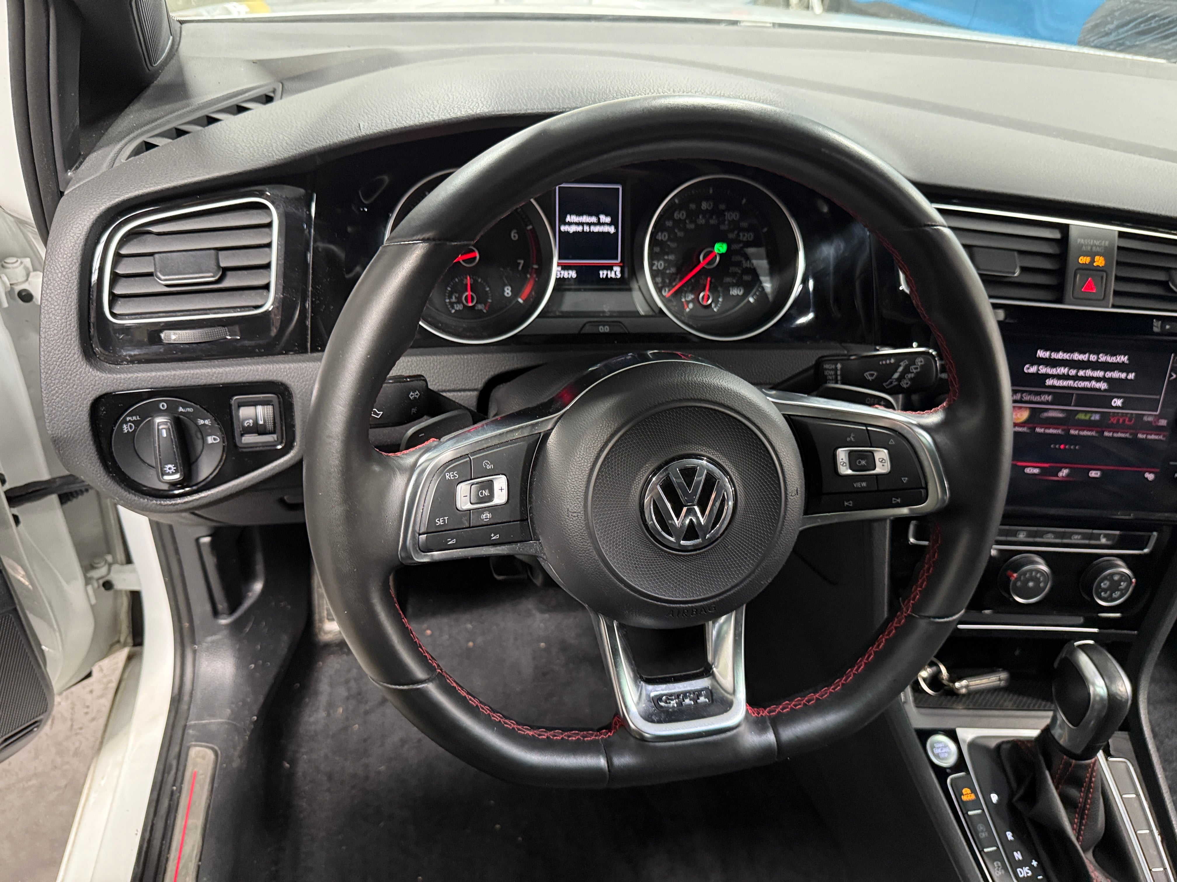 2021 Volkswagen Golf GTI SE 4