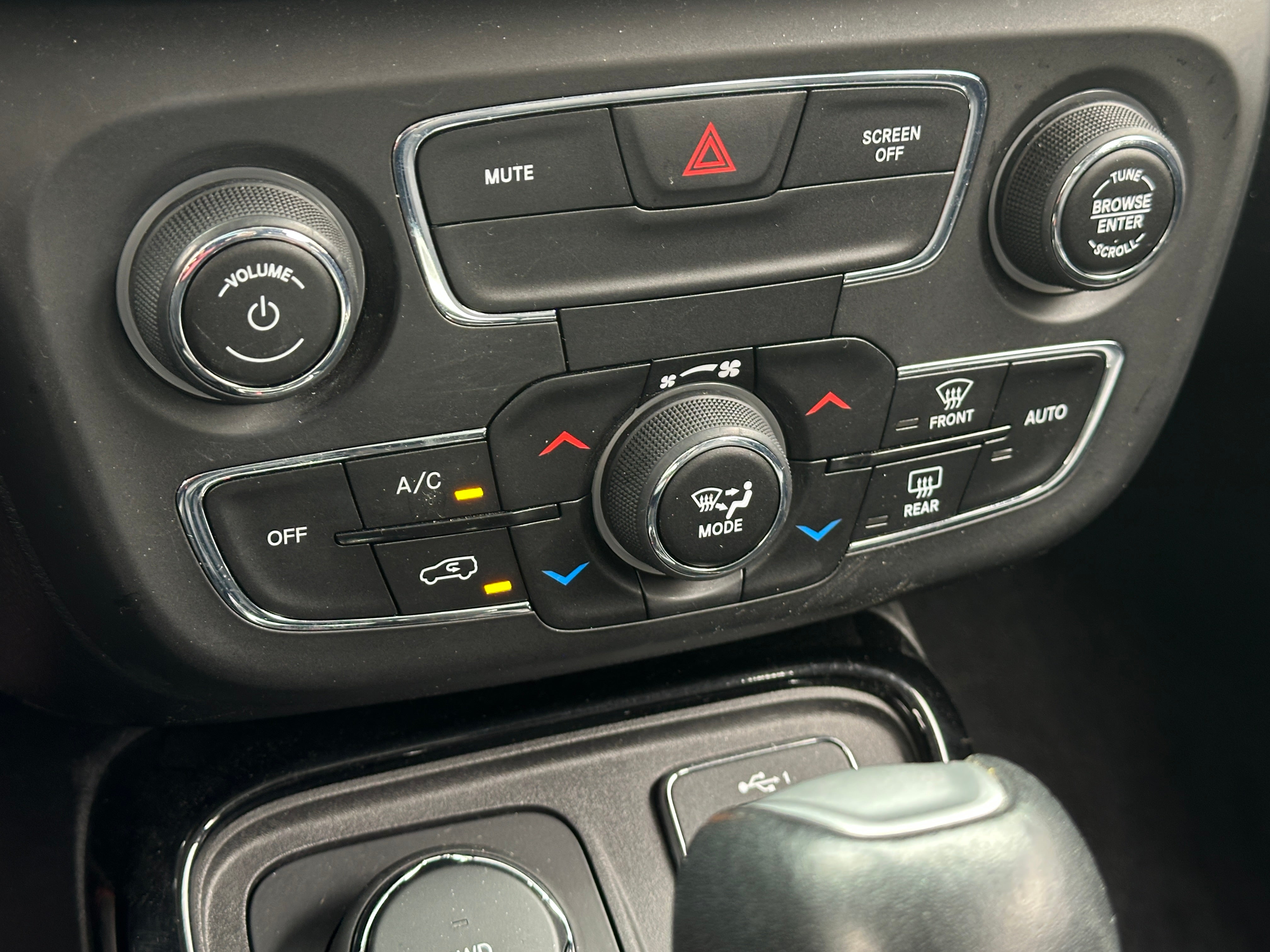 2020 Jeep Compass Limited 3
