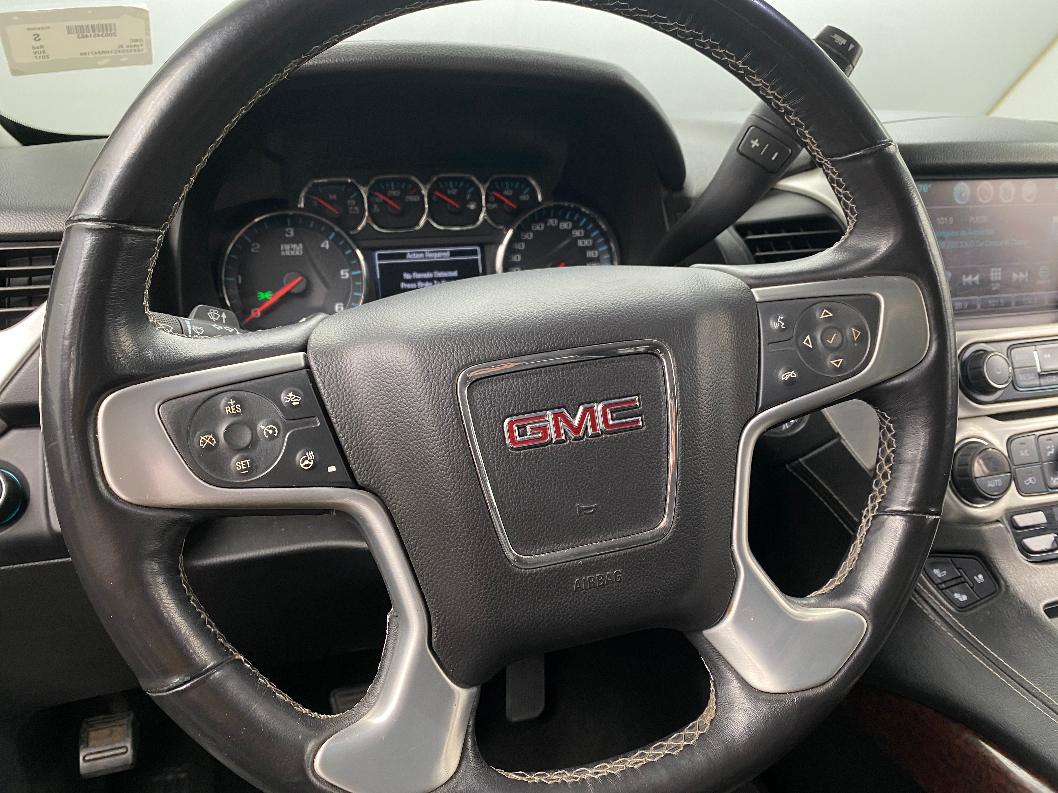 2017 GMC Yukon XL SLT 4