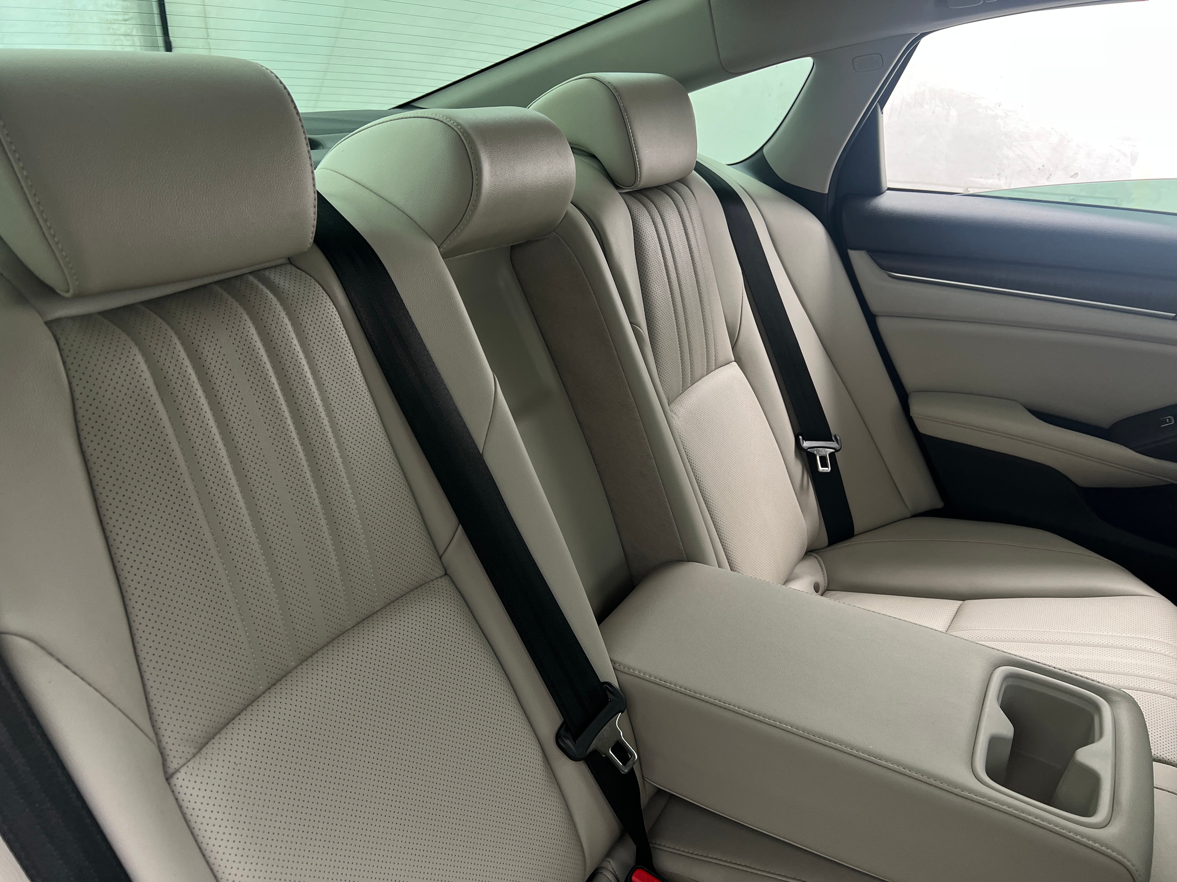 2022 Honda Accord Touring 5