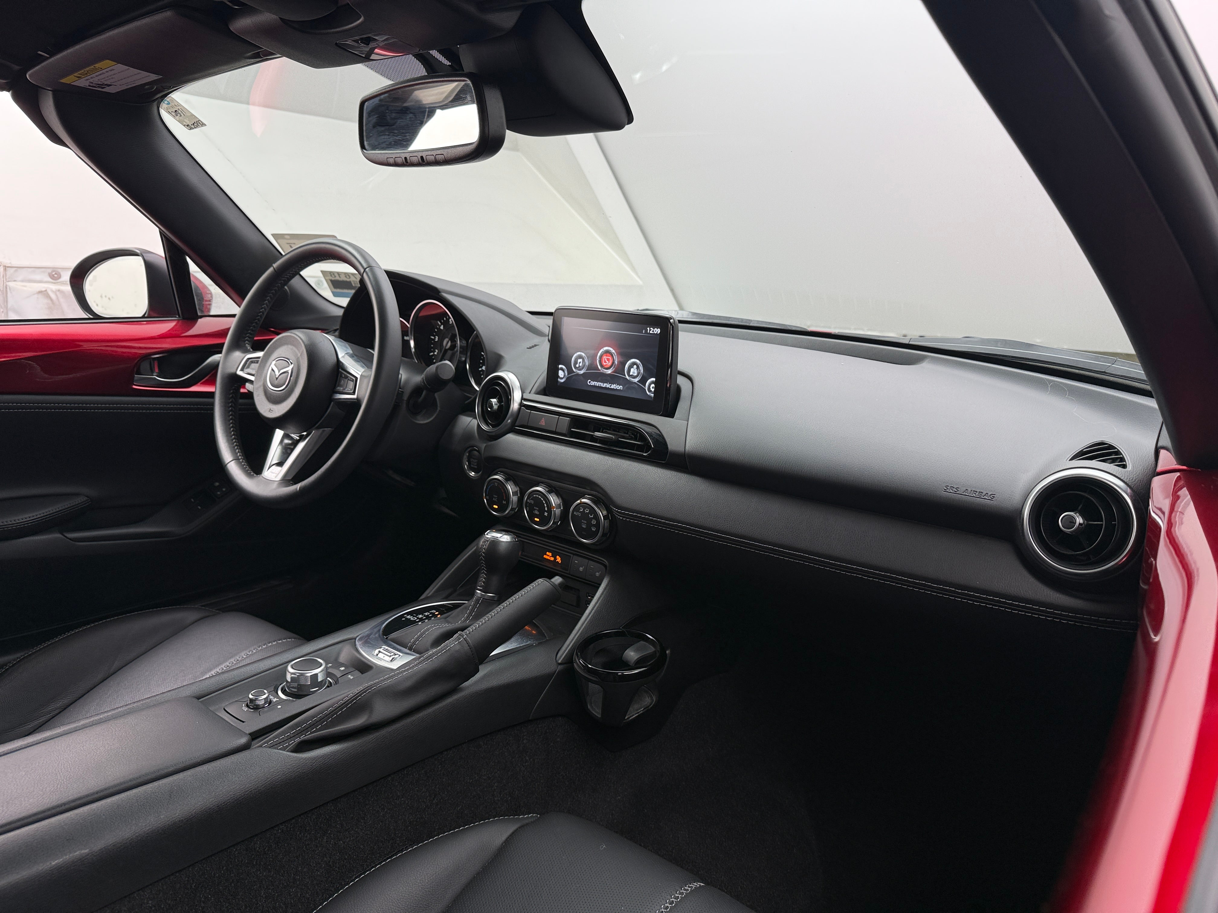 Thumbnail: 2023 Mazda MX-5 Miata - 3