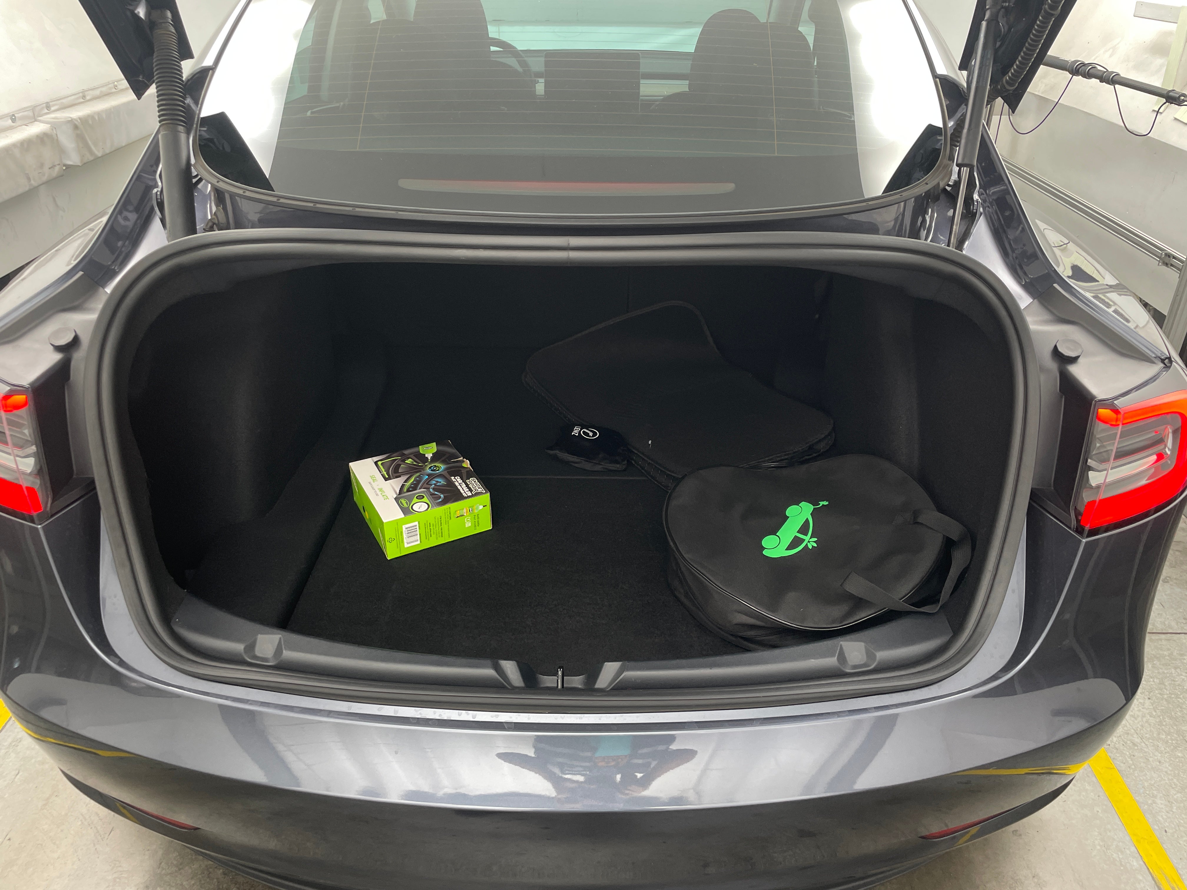 Thumbnail: 2023 Tesla Model 3 - 6