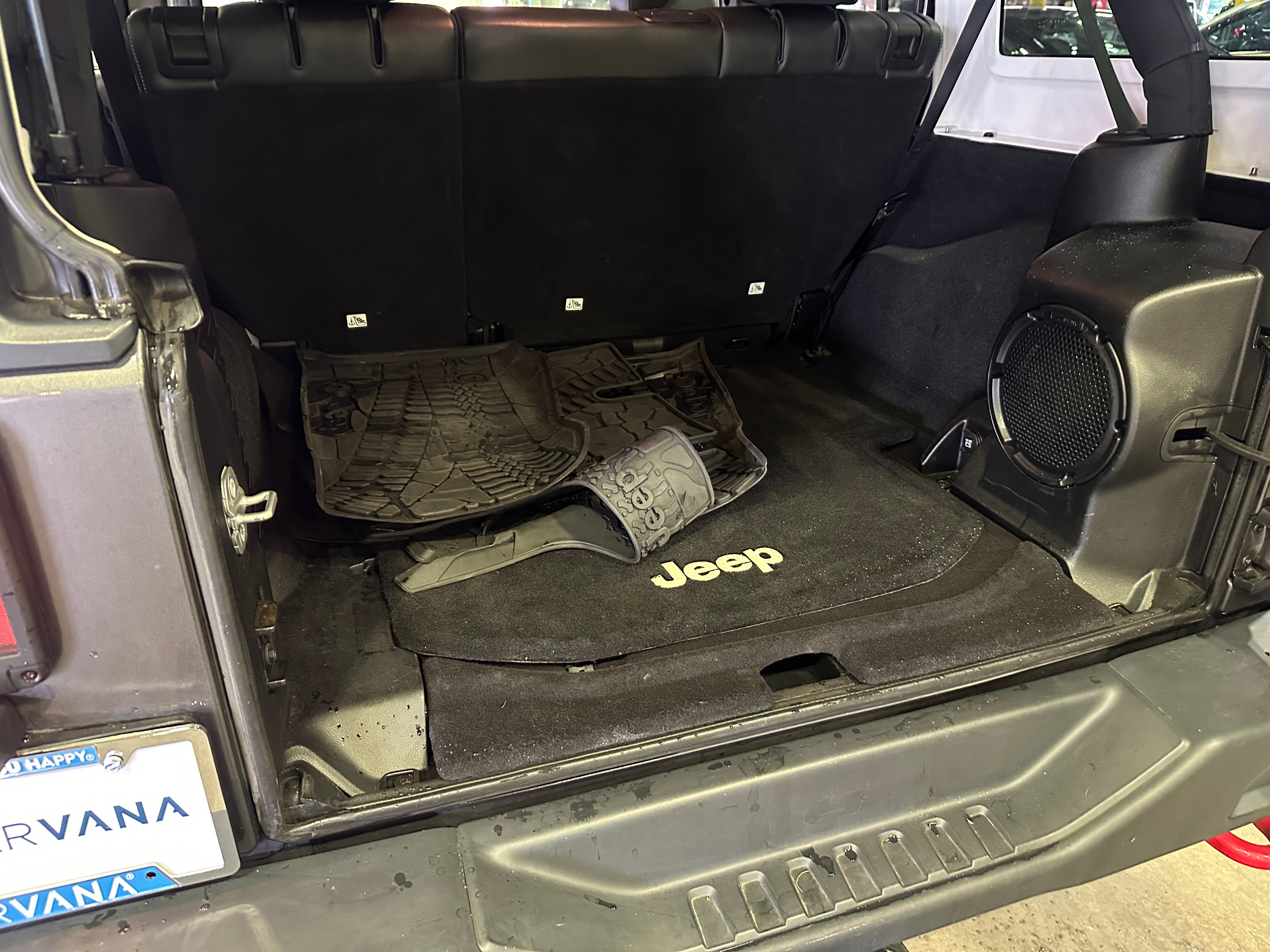 2014 Jeep Wrangler Unlimited Rubicon 6