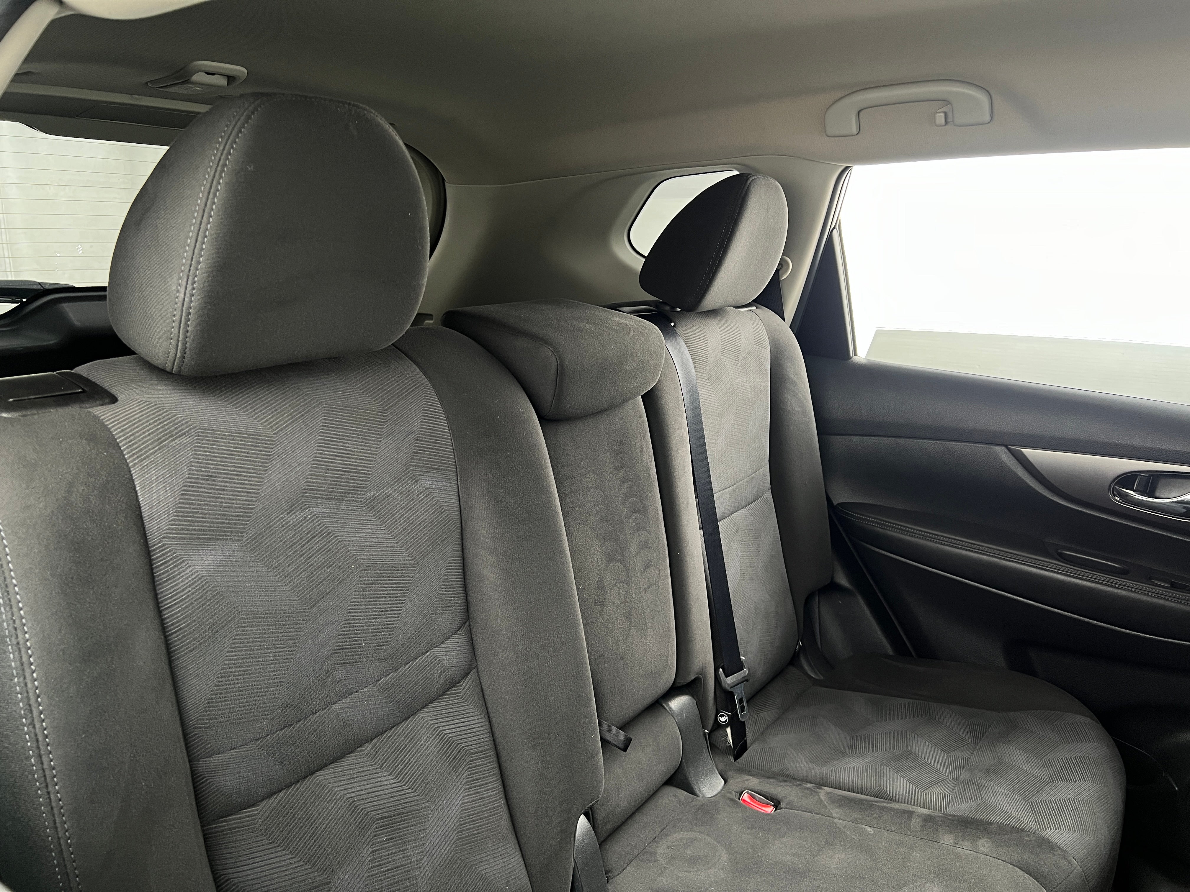 2016 Nissan Rogue S 6