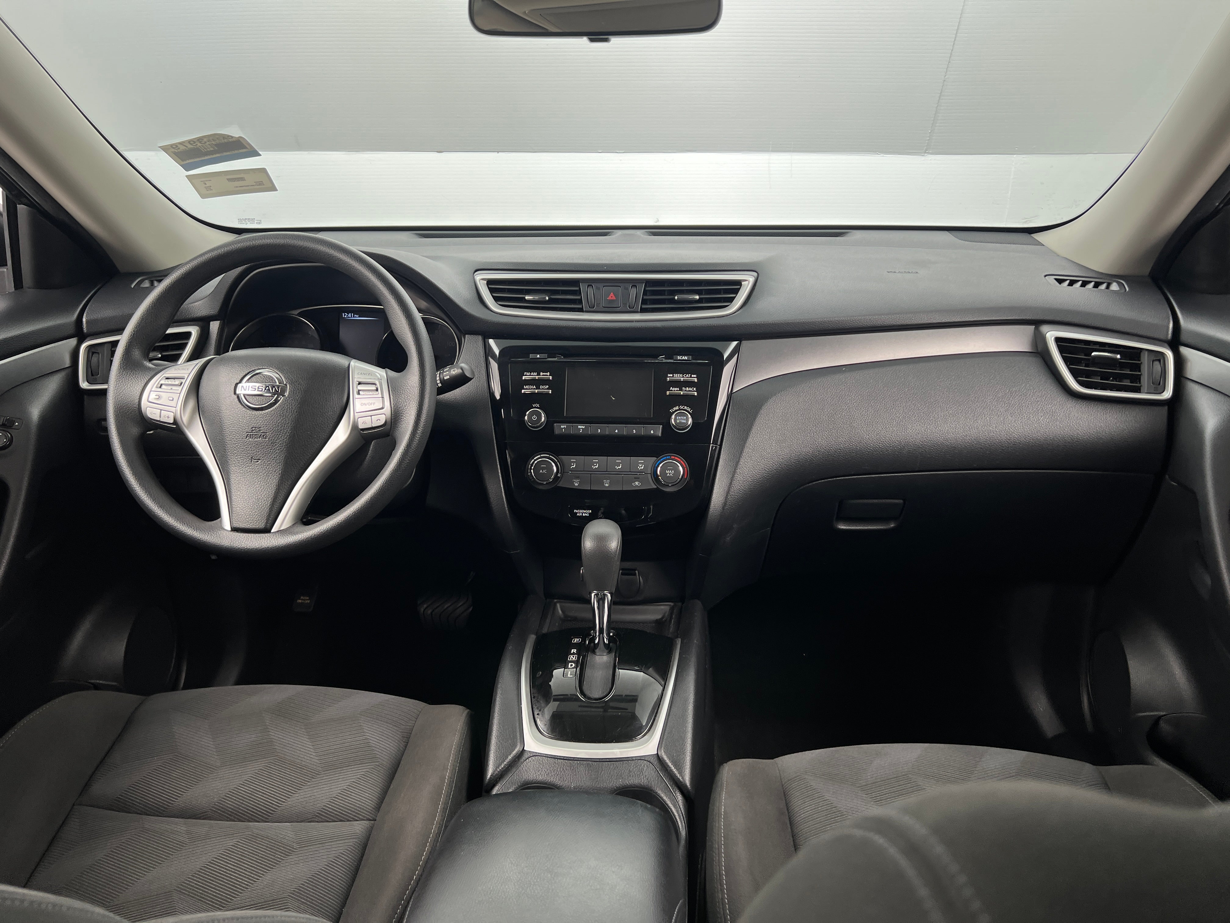 2016 Nissan Rogue S 3