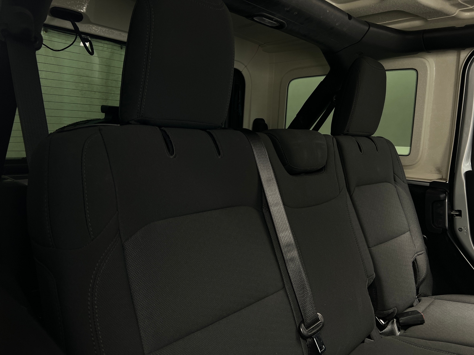 Thumbnail: 2022 Jeep Wrangler - 6