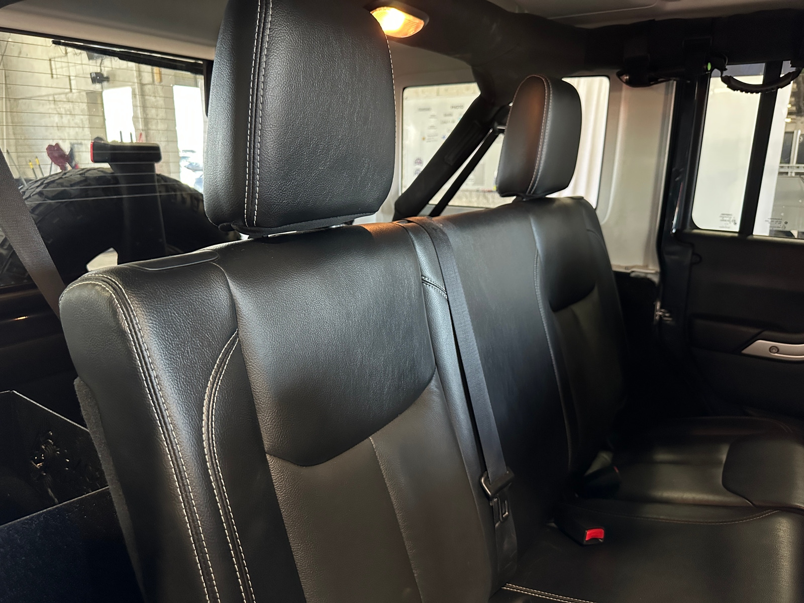 Thumbnail: 2016 Jeep Wrangler - 5