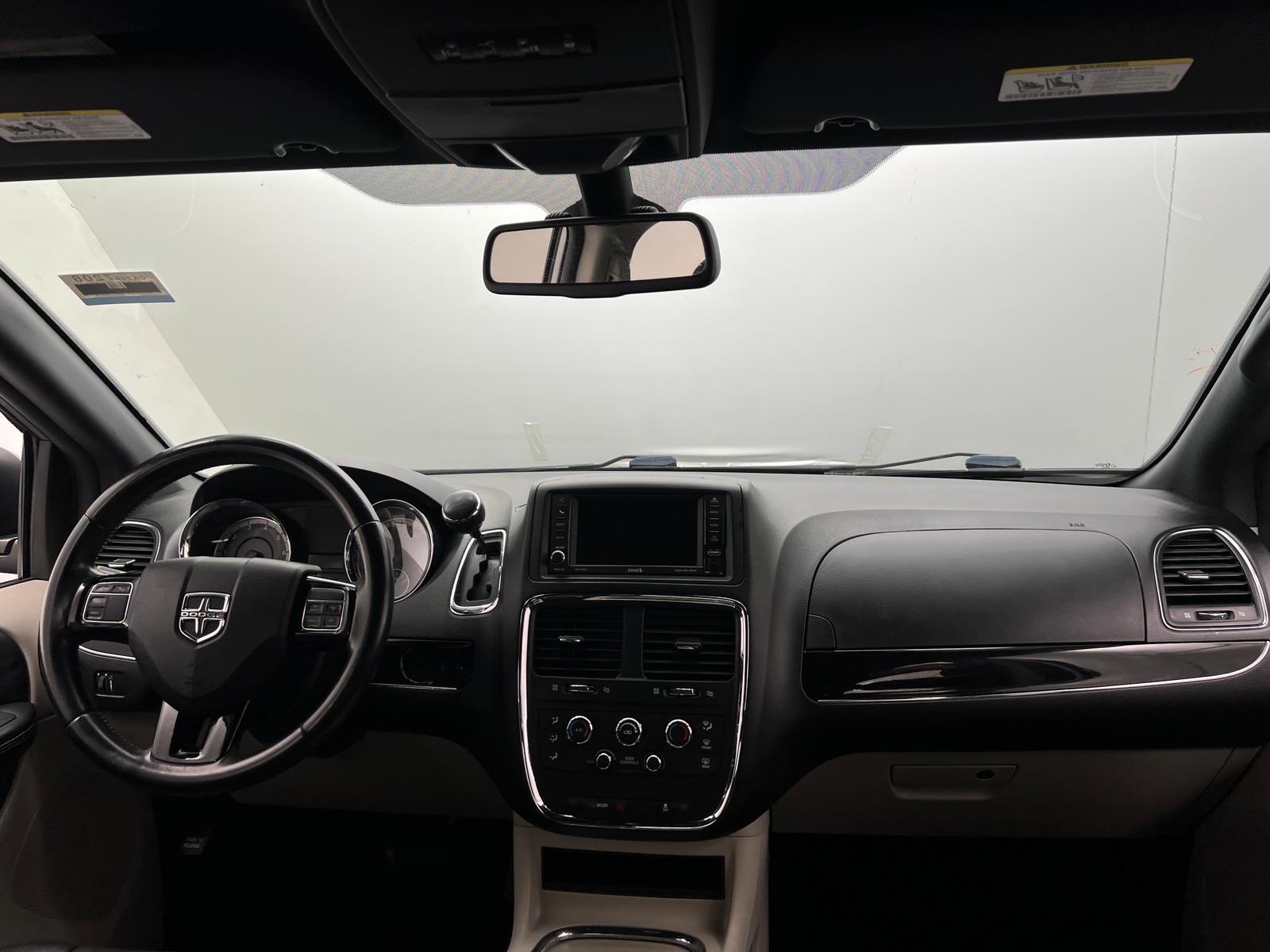 Thumbnail: 2019 Dodge Grand Caravan - 2