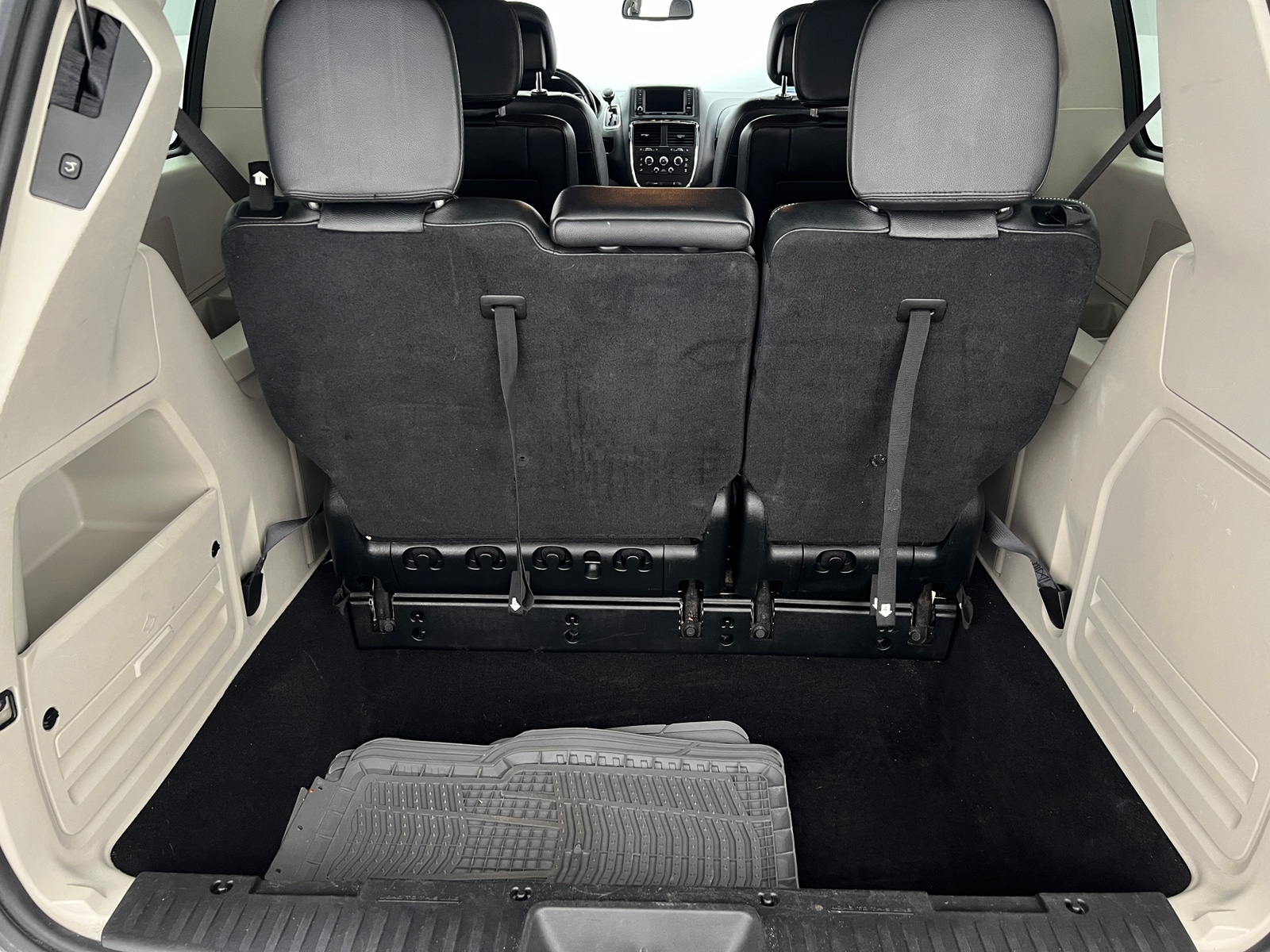 Thumbnail: 2019 Dodge Grand Caravan - 6