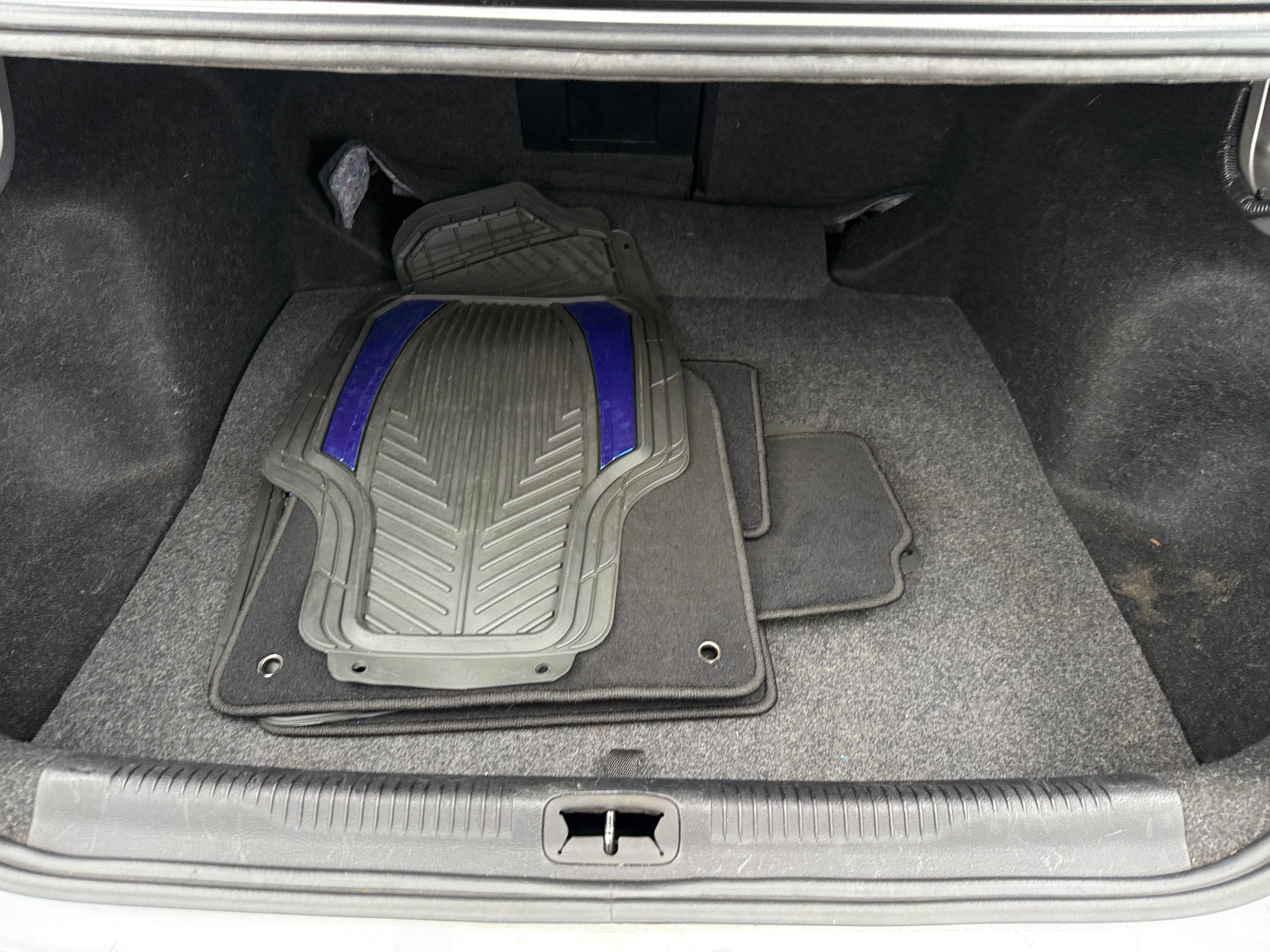 2015 Chrysler 200 S 7