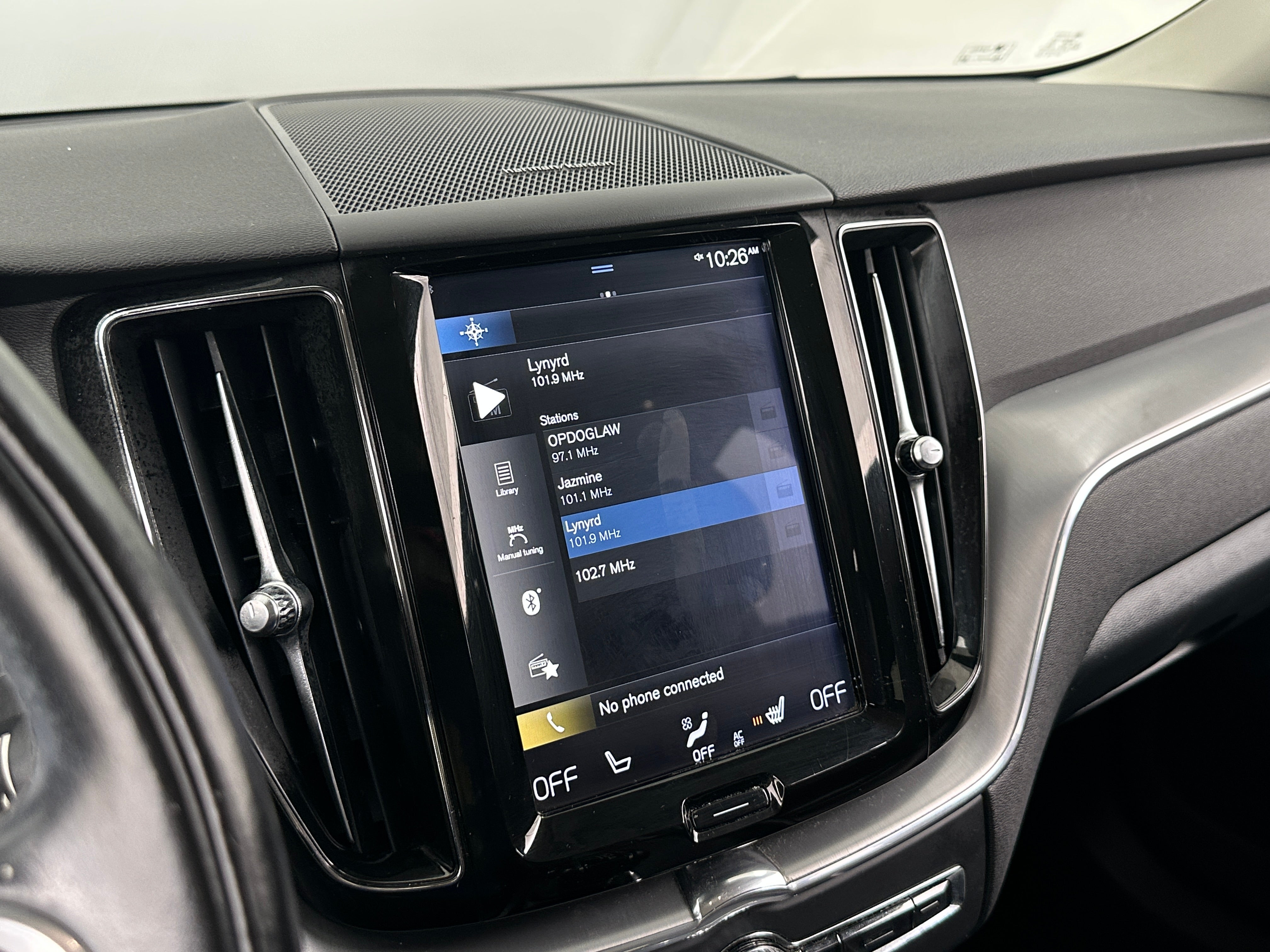 2019 Volvo XC60 T5 Momentum 3